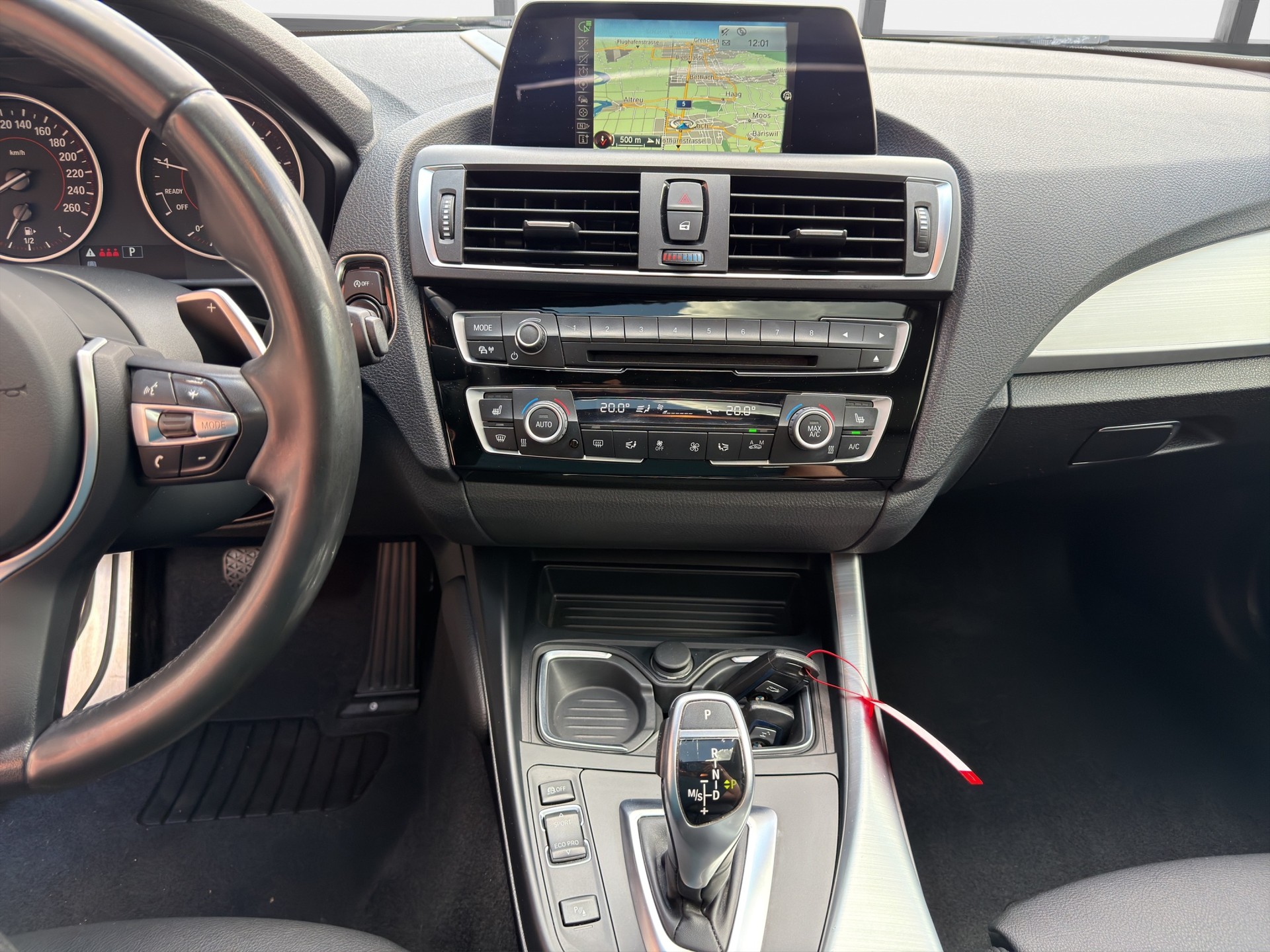 BMW 218i Gran Tourer Sport Line Steptronic-image-15