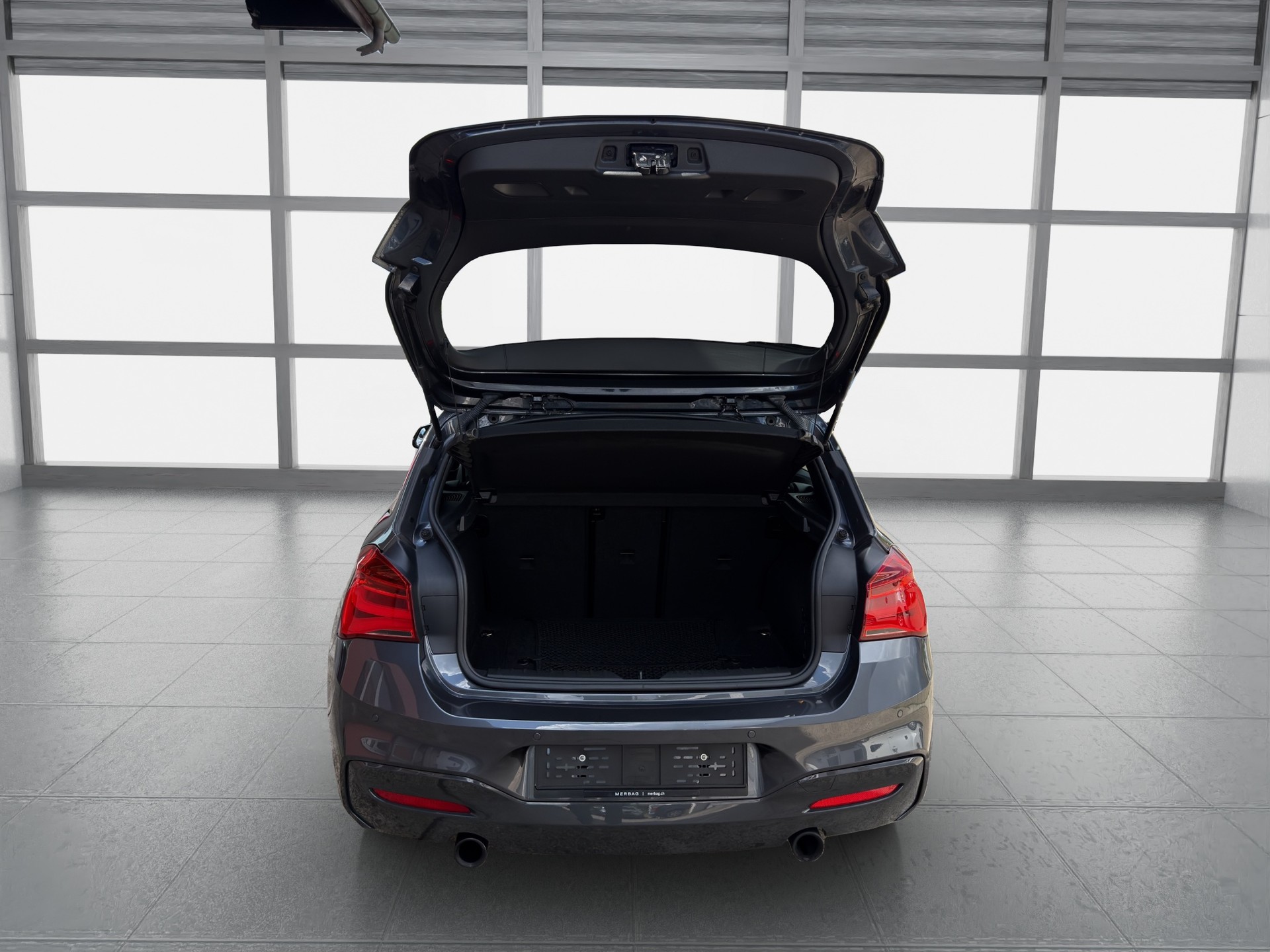 BMW 218i Gran Tourer Sport Line Steptronic-image-13