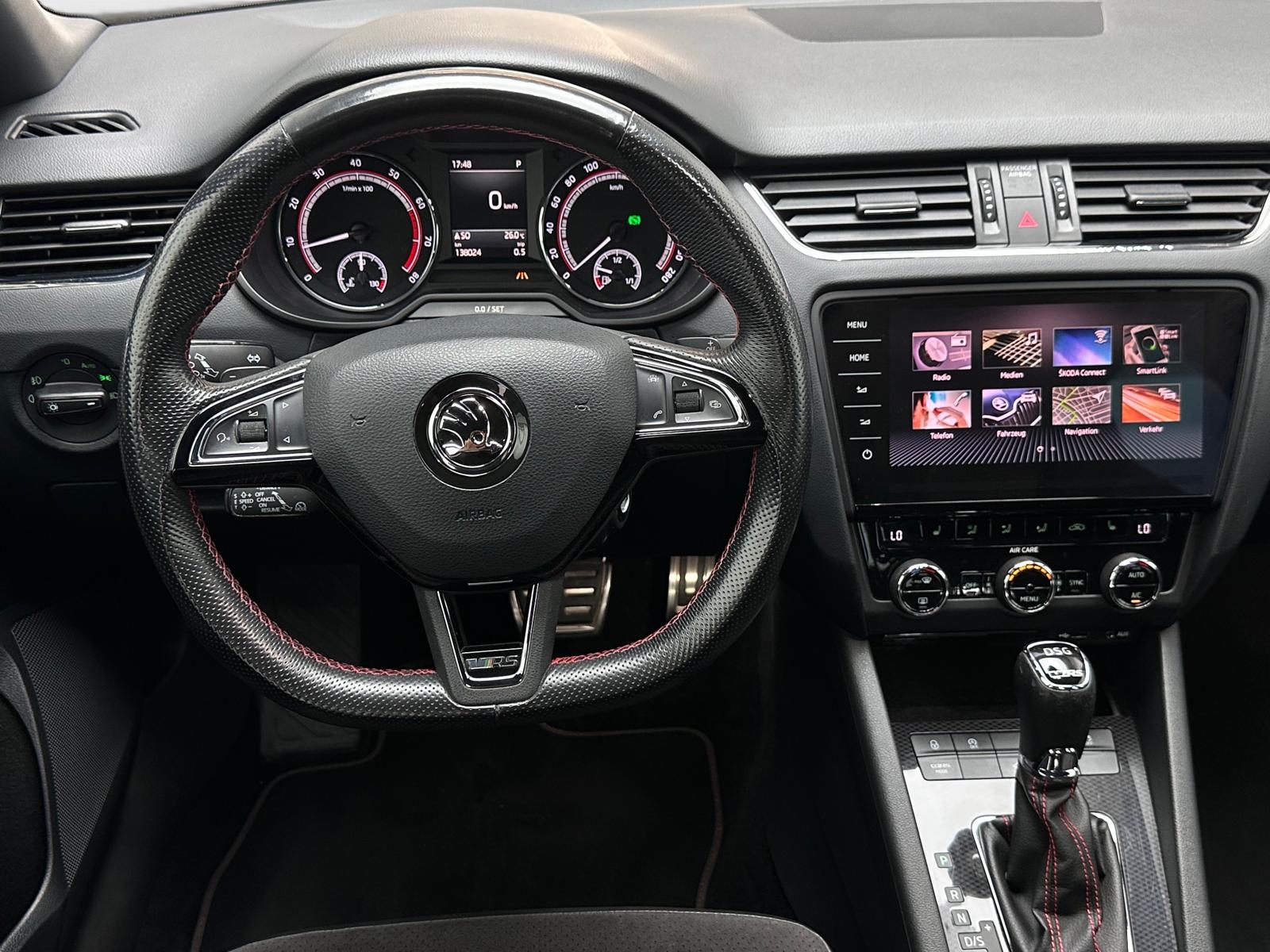 SKODA Octavia Combi 2.0 TSI RS DSG-image-6