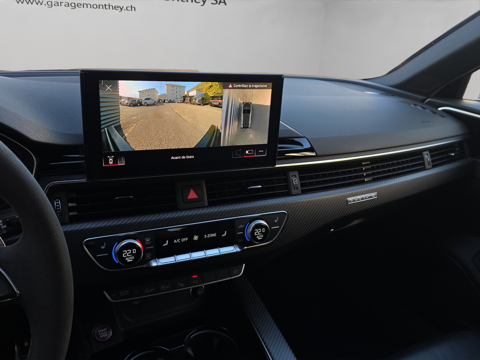 AUDI RS4 Avant quattro tiptronic-image-11