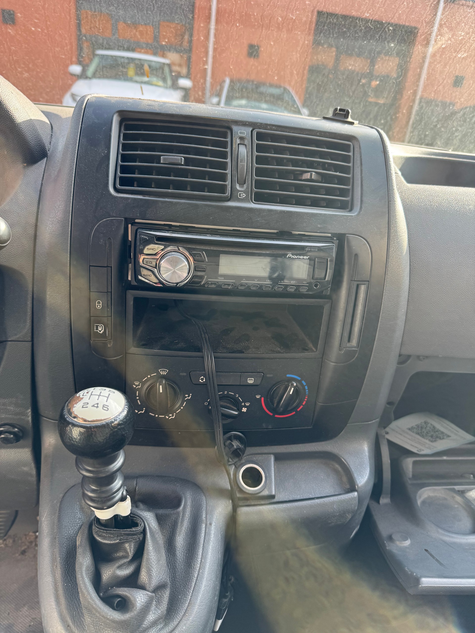 CITROEN Jumpy 2.0 HDi 12 L2H1-image-10
