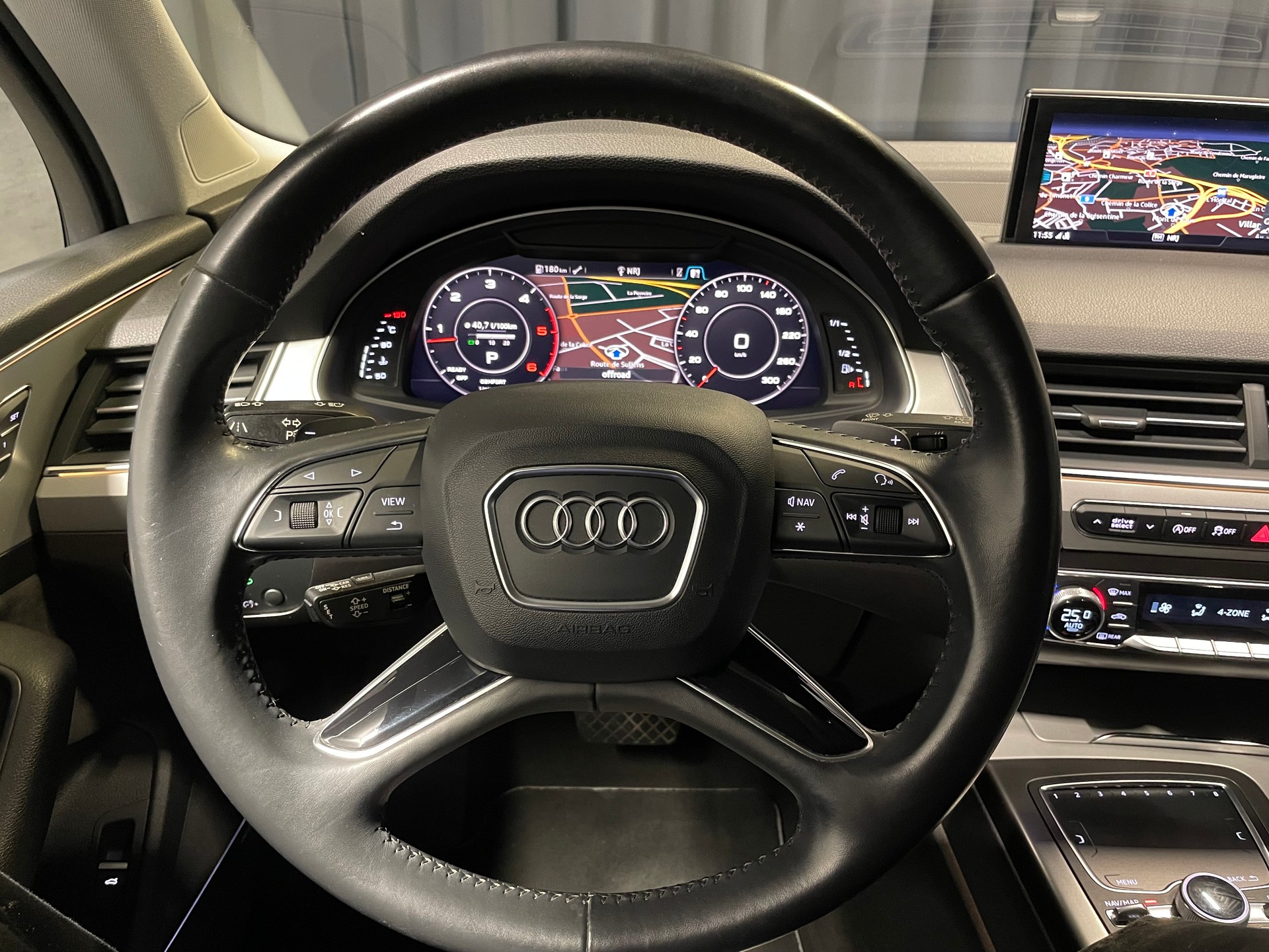 AUDI Q7 3.0 TDI quattro tiptronic 7 Pl. (39)-image-10