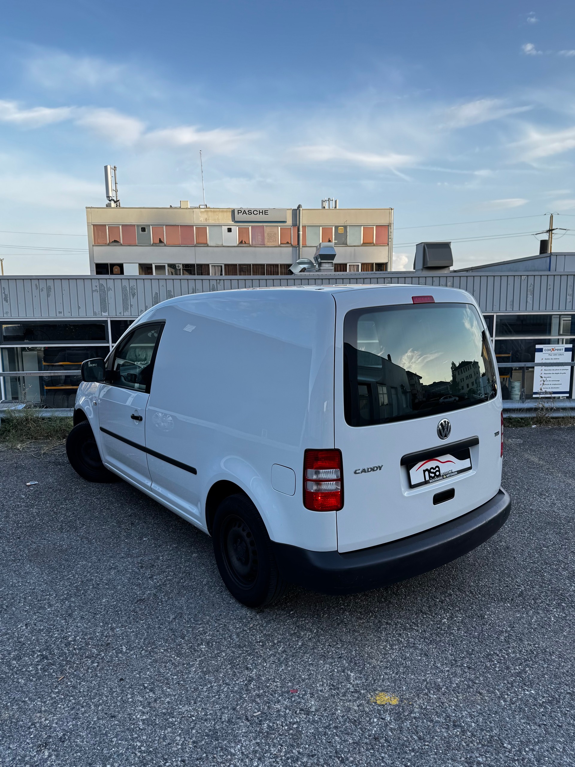 VW Caddy 1.6 TDI-image-3