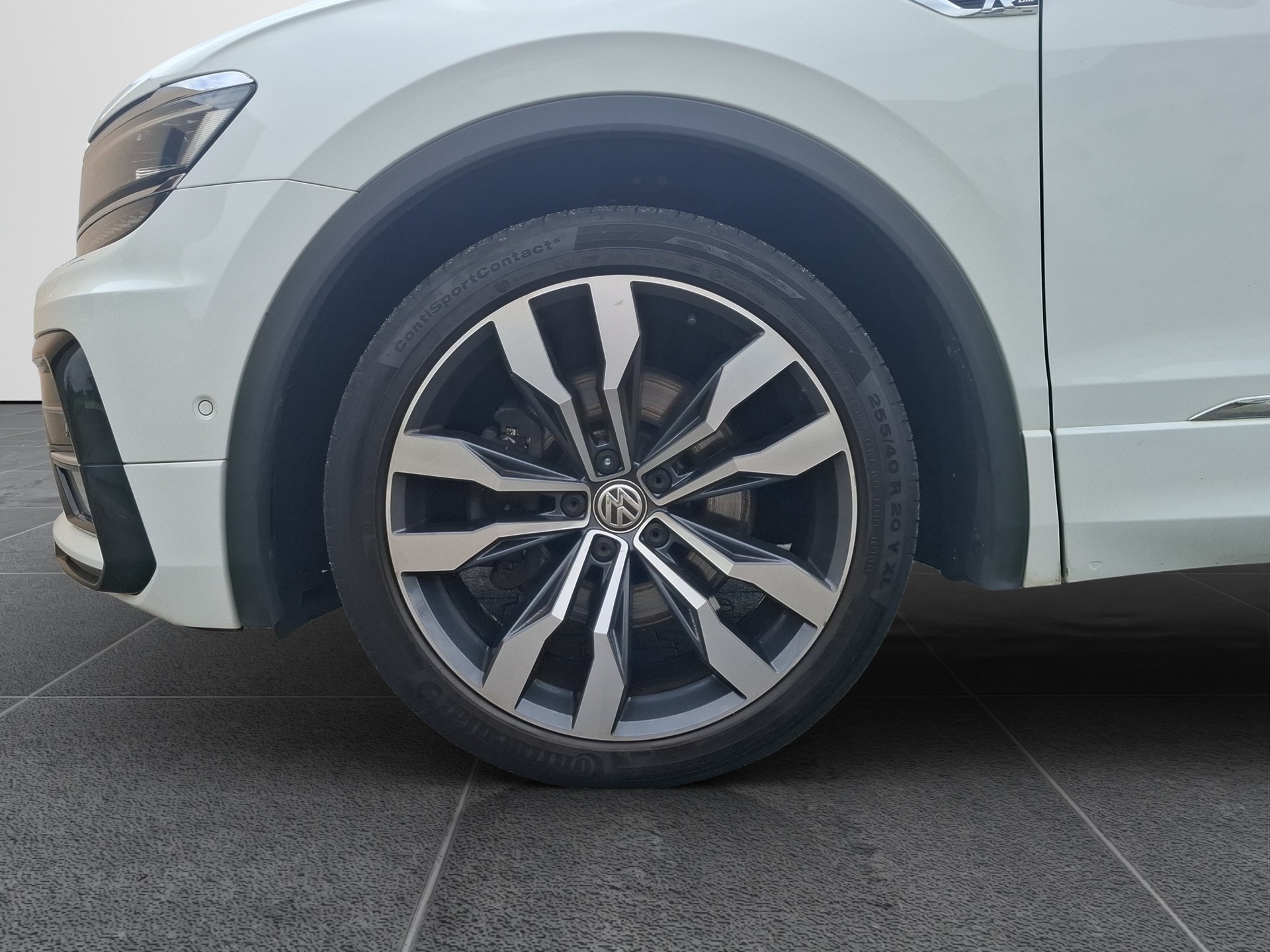 VW Tiguan 2.0TSI Highline 4Motion DSG-image-13