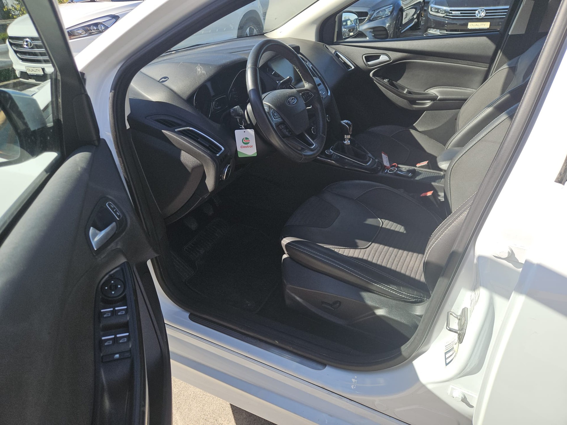 FORD Focus 1.5 SCTi Carving-image-11