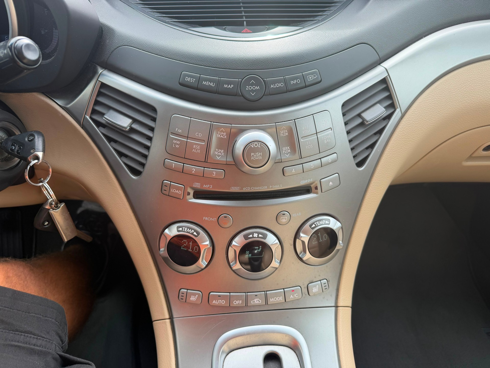 SUBARU Tribeca 3.6 AWD Executive-image-8