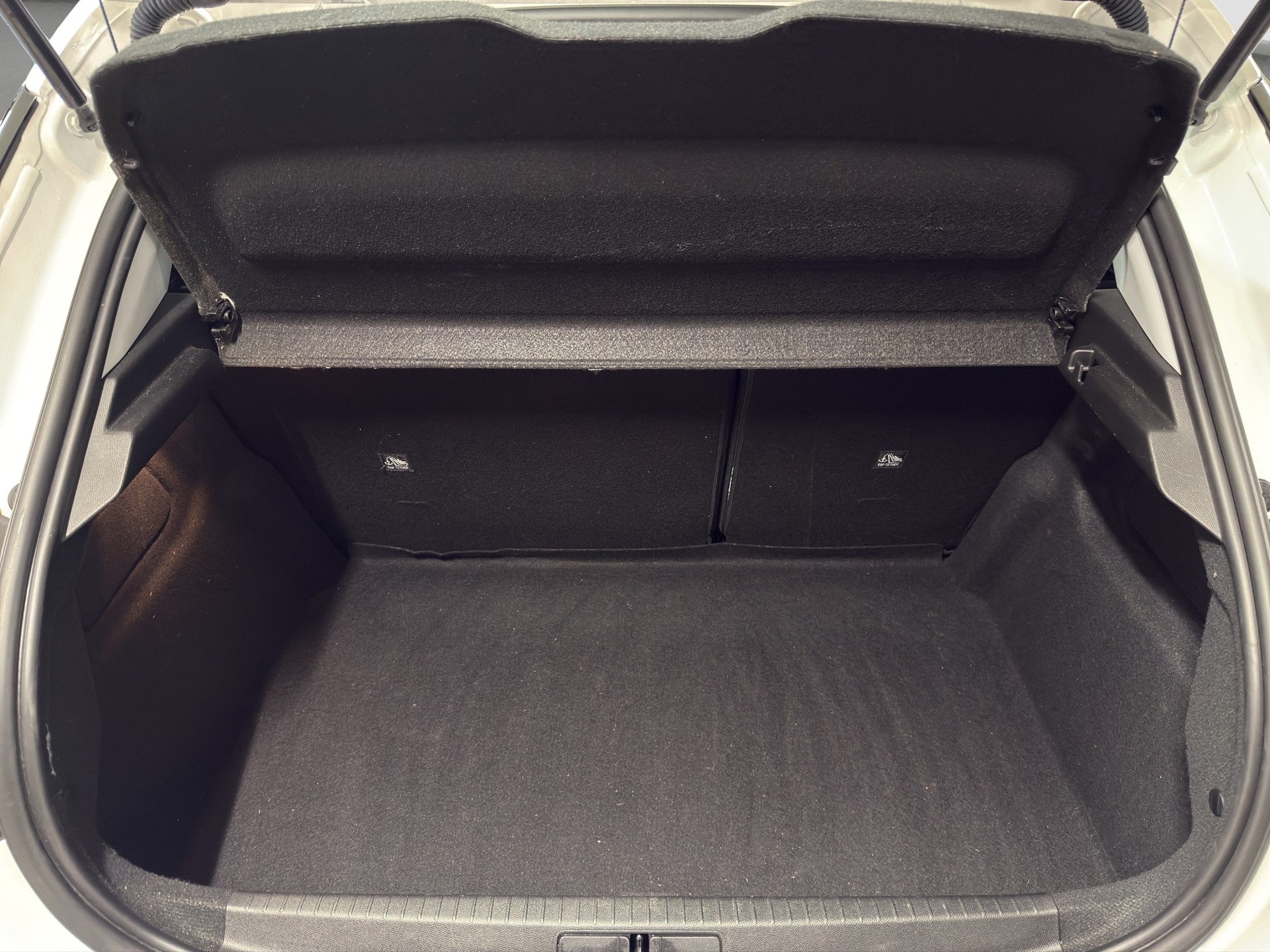 OPEL Corsa-e Edition-image-15