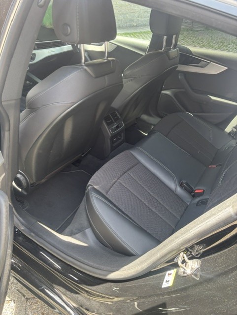 AUDI Sportback 40 TDI S Line Attraction quattro-image-2