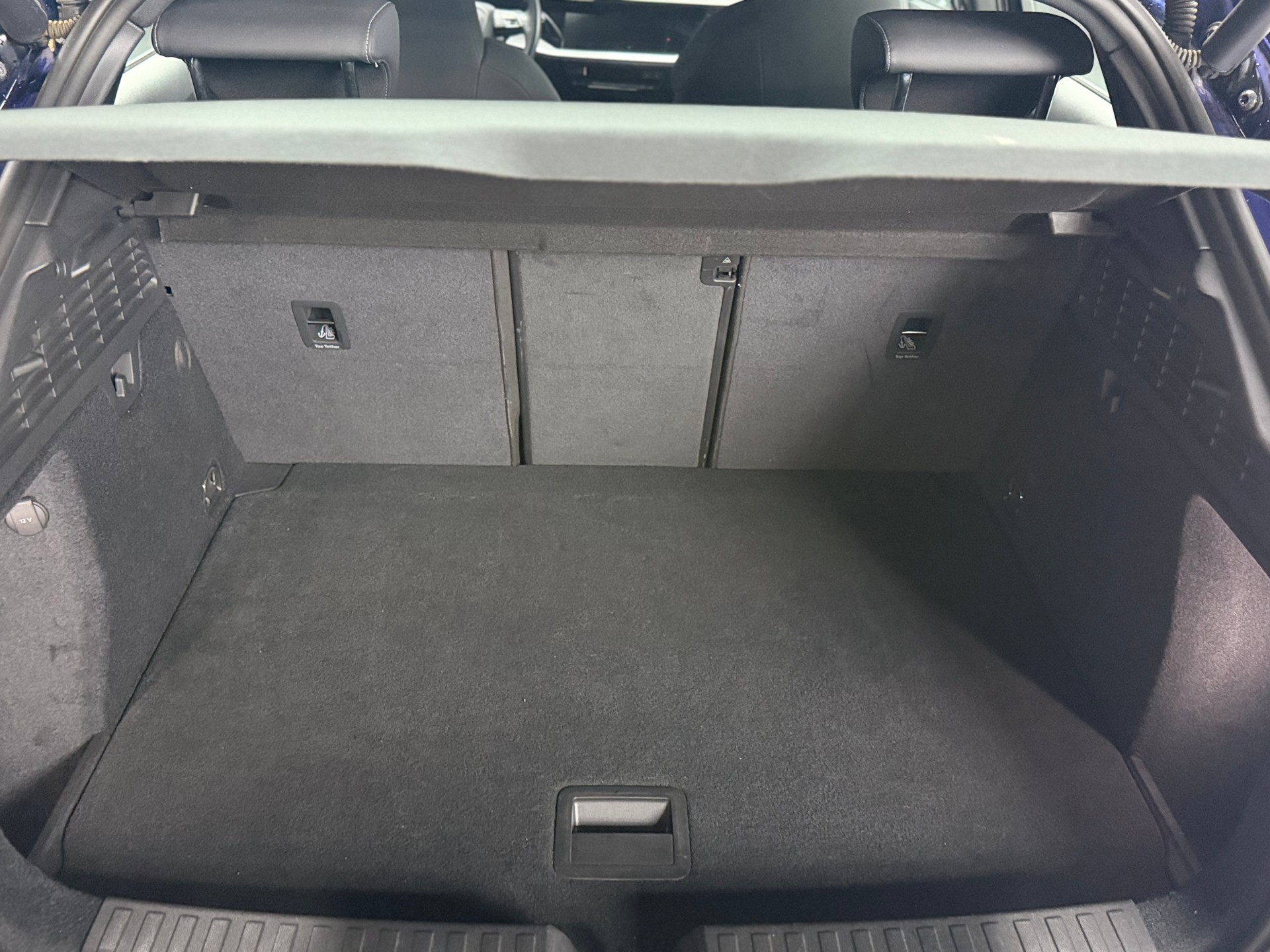 AUDI A3 Sportback 35 TFSI S line Attraction S-tronic-image-14