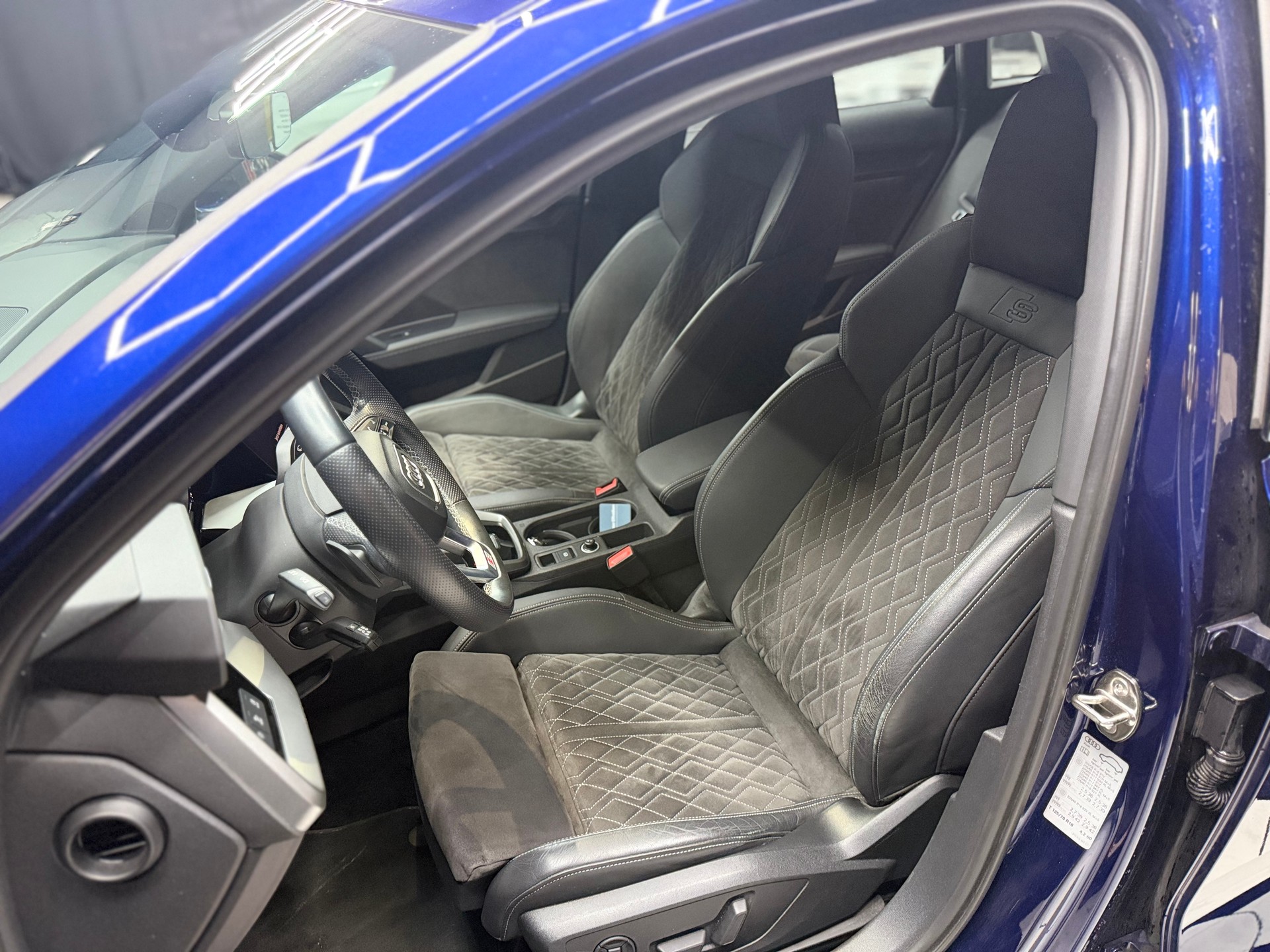 AUDI A3 Sportback 35 TFSI S line Attraction S-tronic-image-9