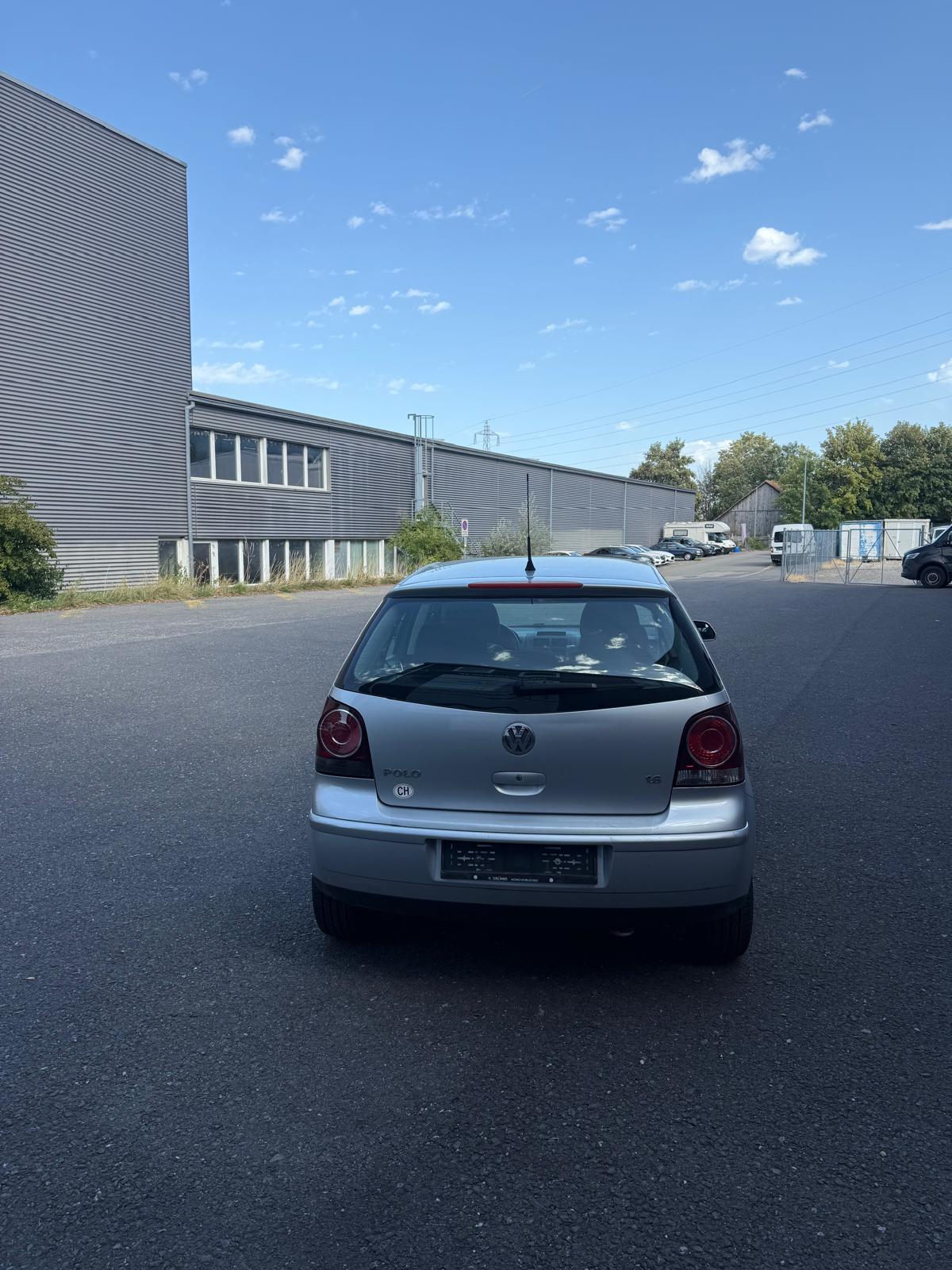 VW POLO-image-4