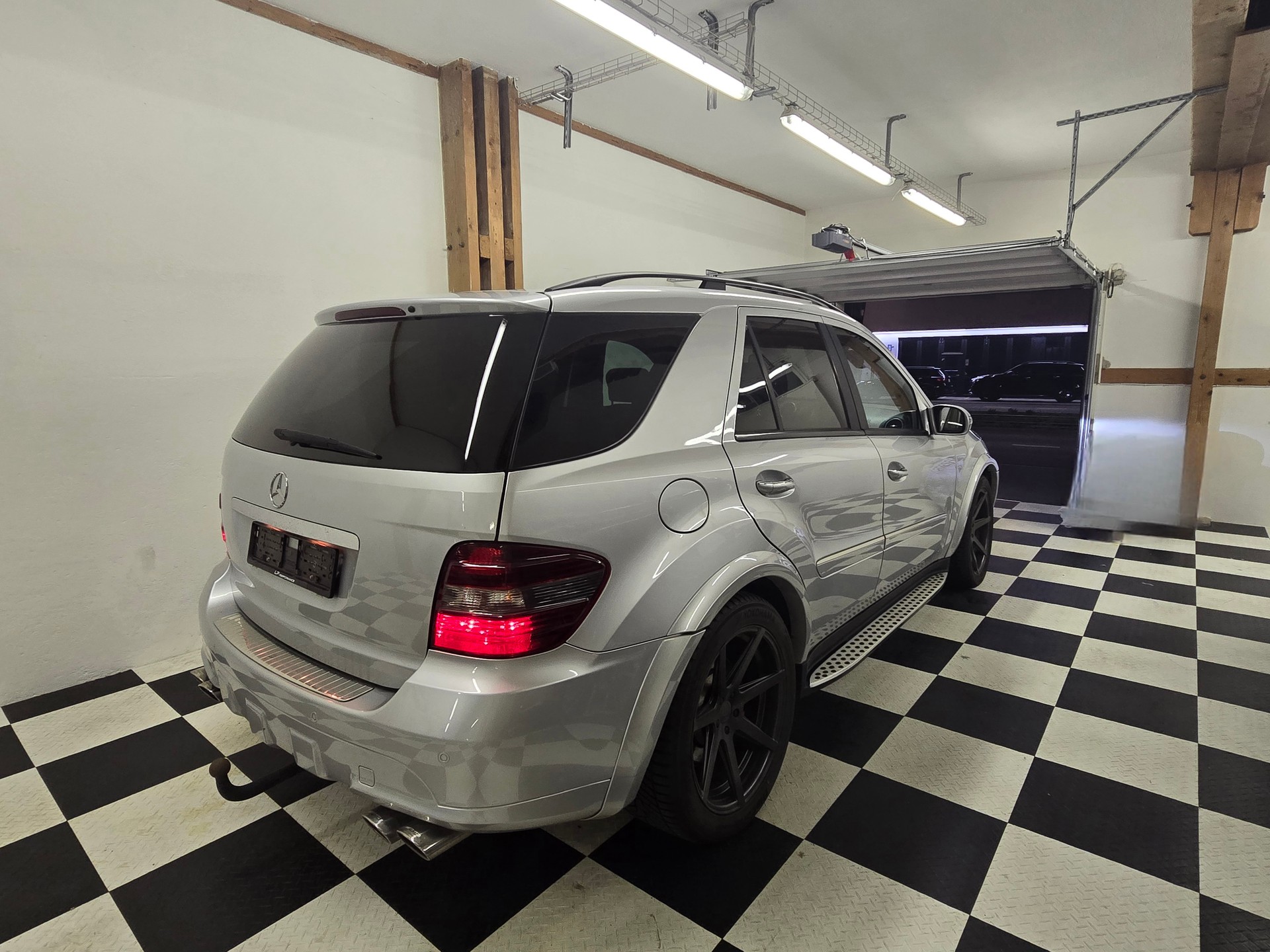 MERCEDES-BENZ ML 420 CDI 4Matic 7G-Tronic AMG Line-image-8