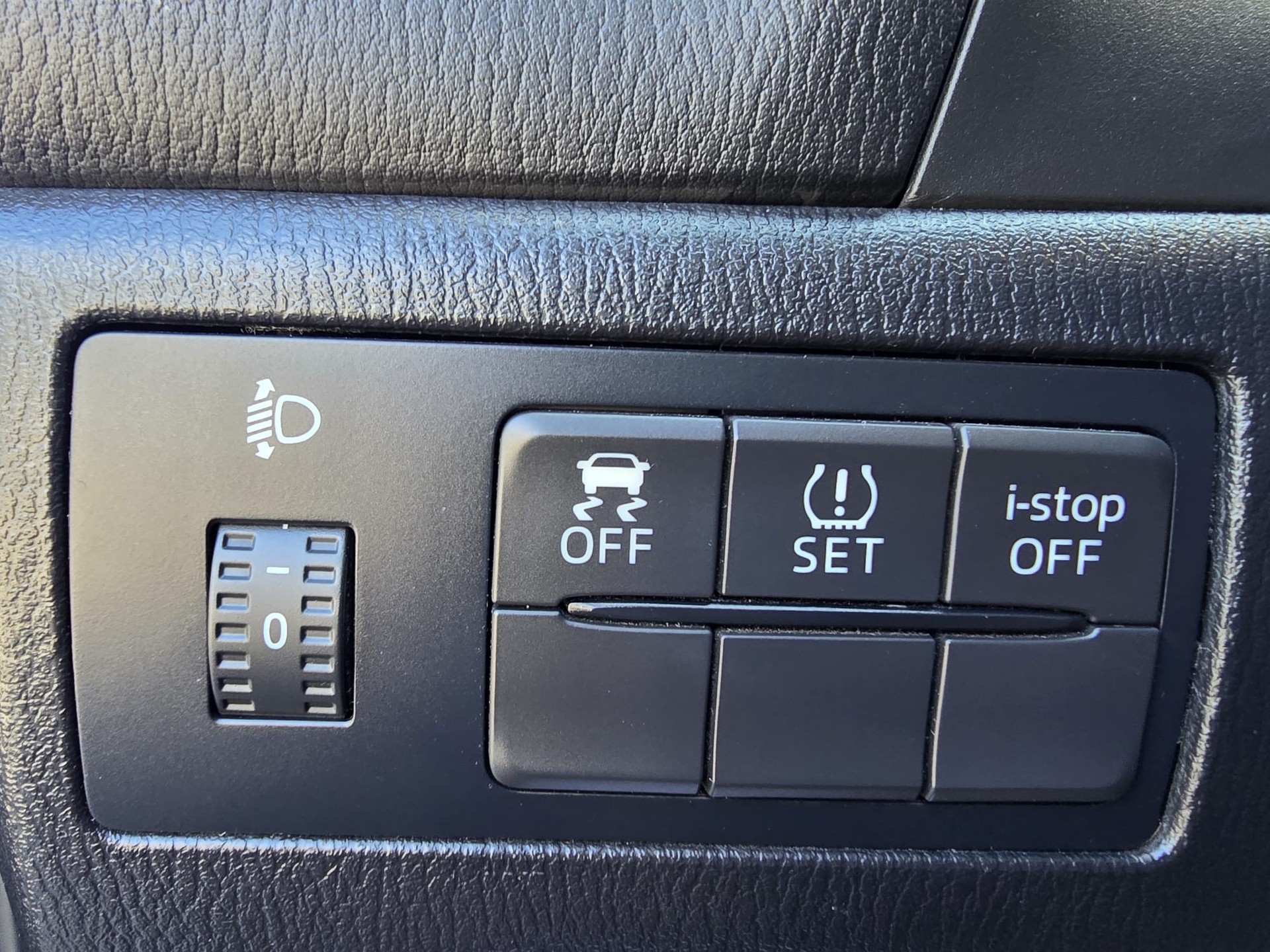 MAZDA 3 2.0 16V Ambition Activematic-image-16