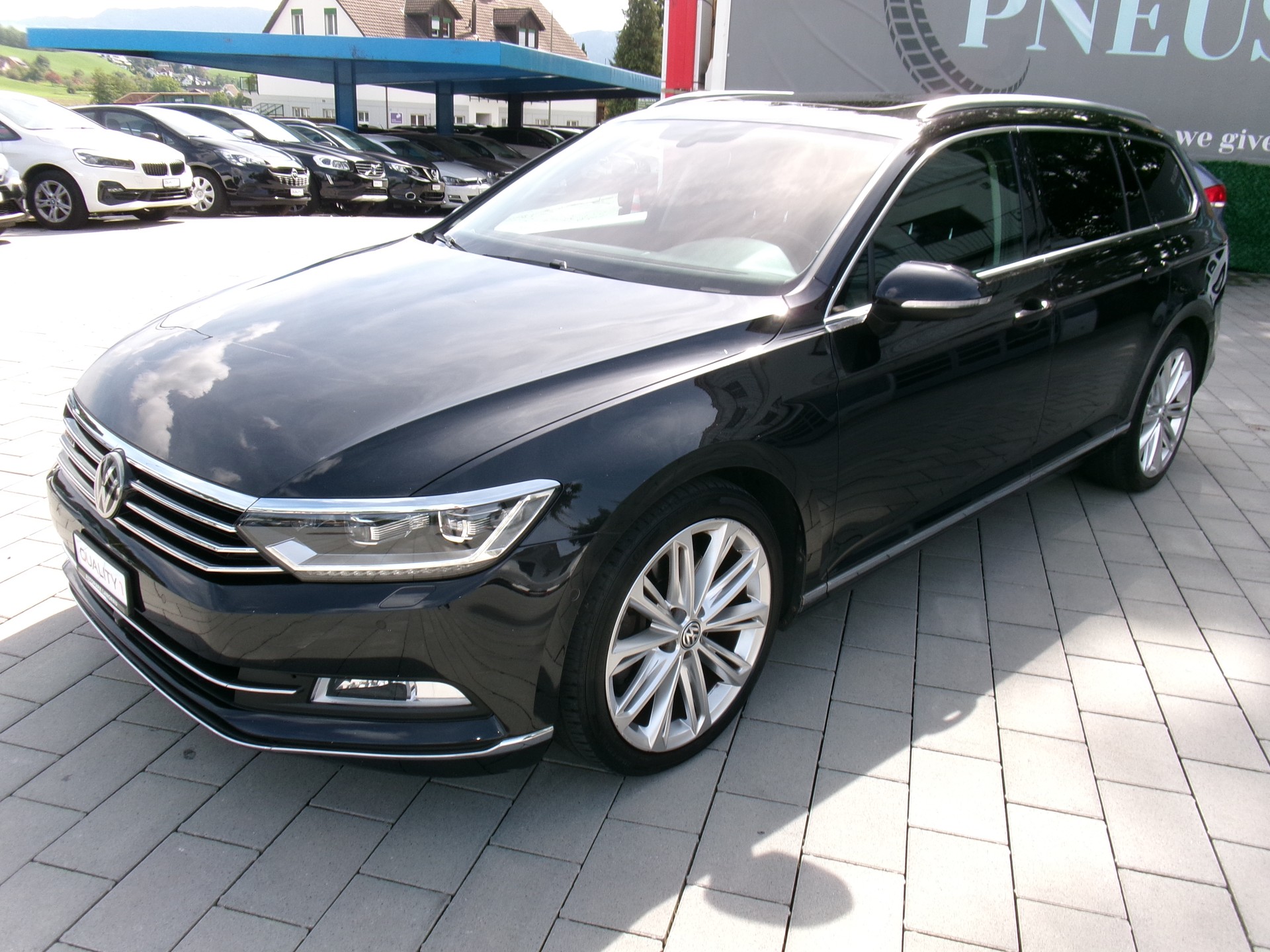 VW Passat Variant 2.0 TDI BMT High. DSG 4Motion-image-1
