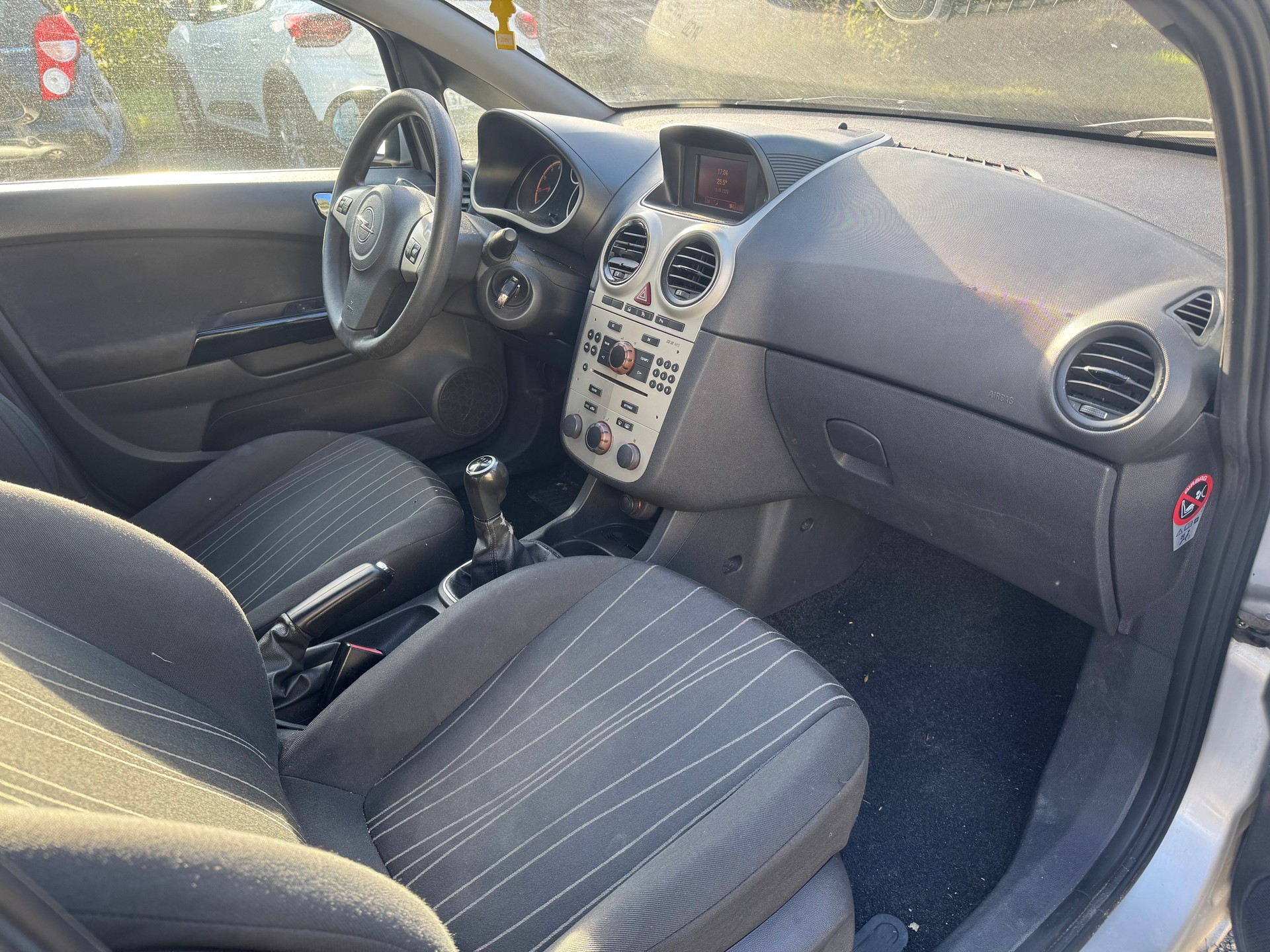 OPEL Corsa 1.4 TP Enjoy-image-6