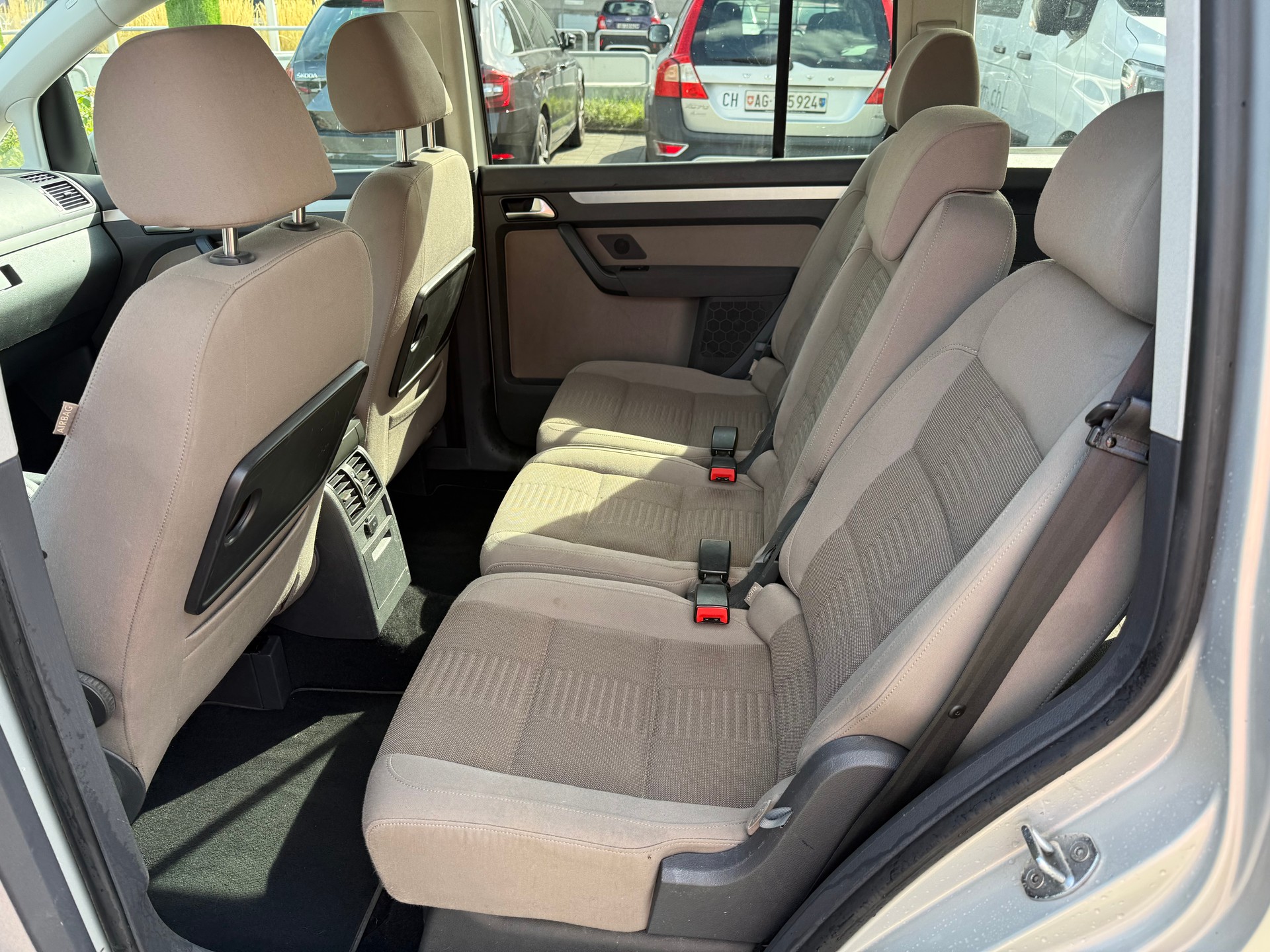 VW Touran 1.4 TSI Highline DSG-image-6