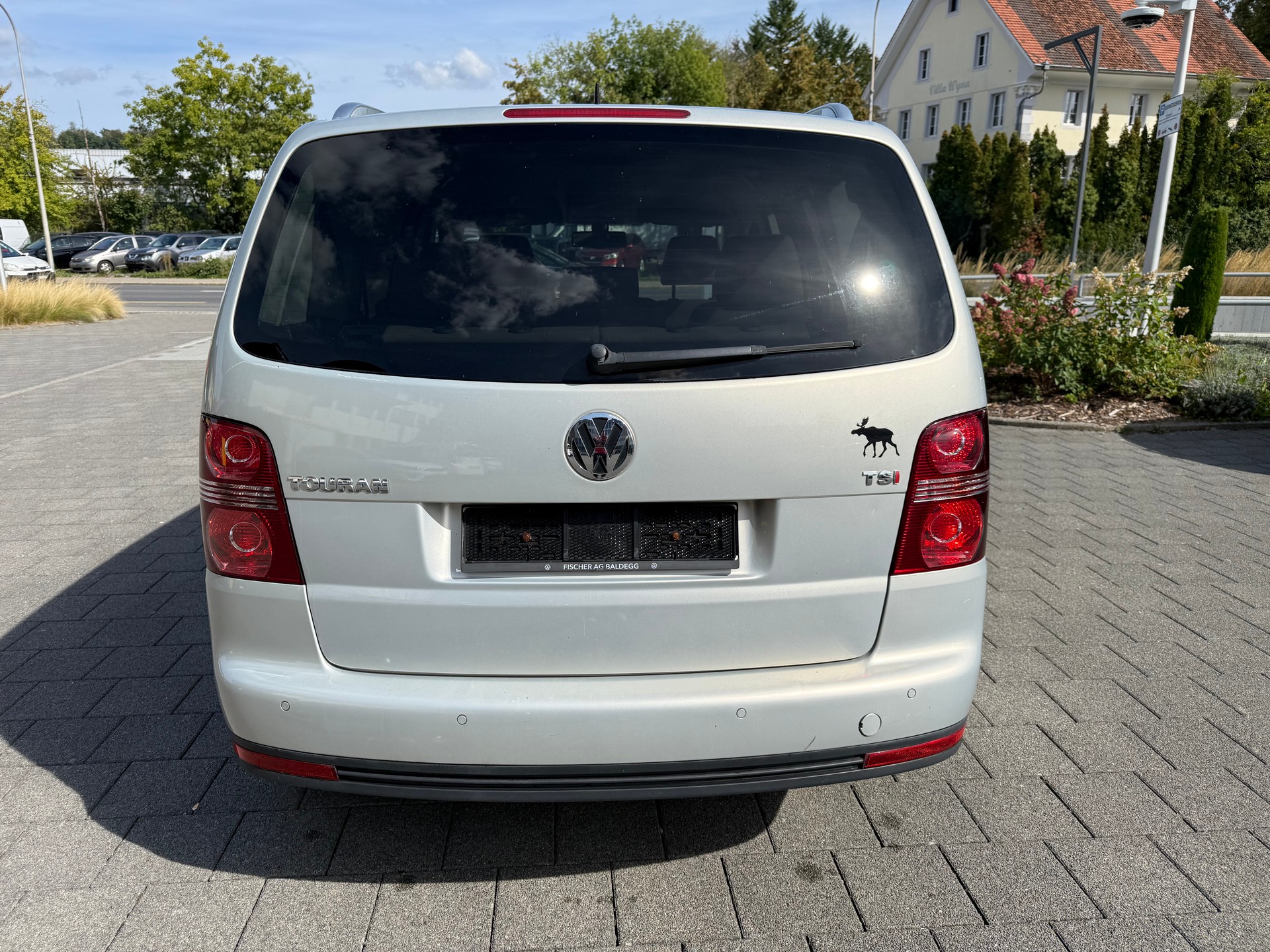 VW Touran 1.4 TSI Highline DSG-image-4