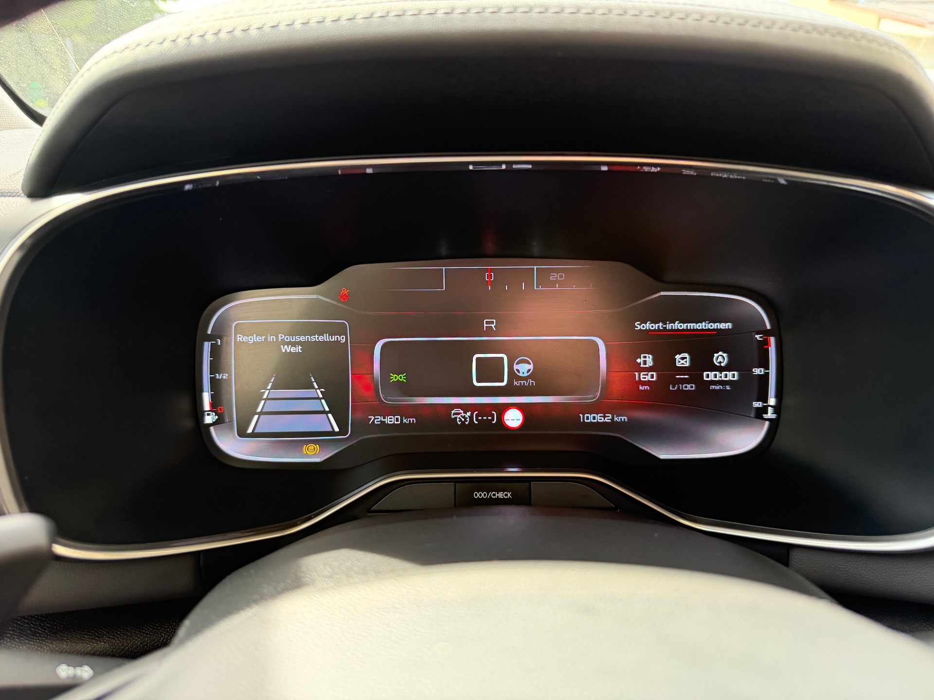 CITROEN C5 Aircross 2.0 BlueHD Shine EAT8-image-18