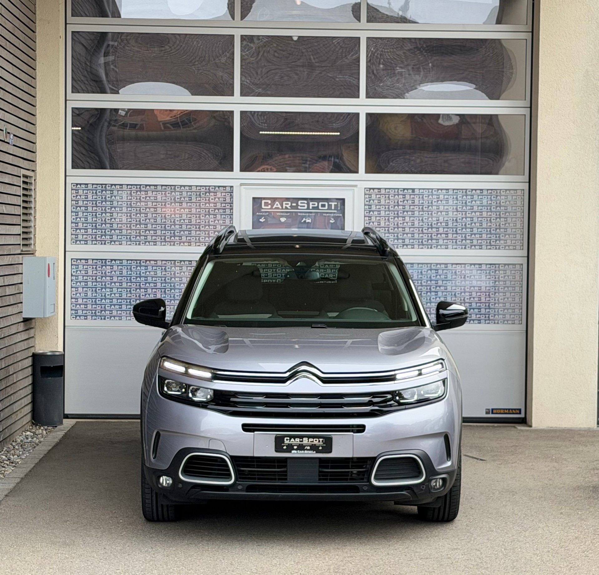 CITROEN C5 Aircross 2.0 BlueHD Shine EAT8-image-1