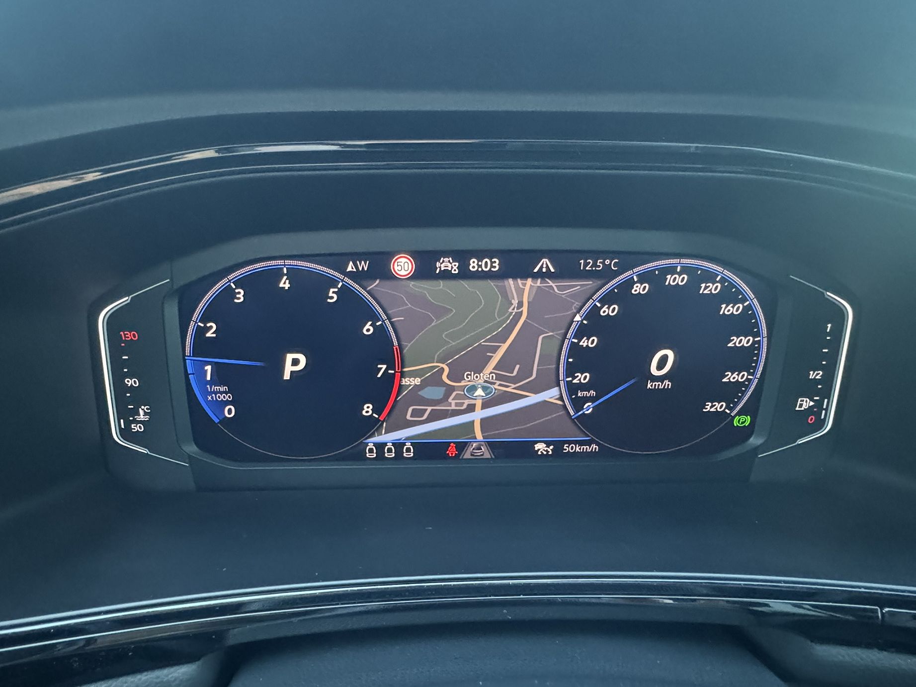 VW T-Roc 2.0 TSI R DSG 4Motion-image-17