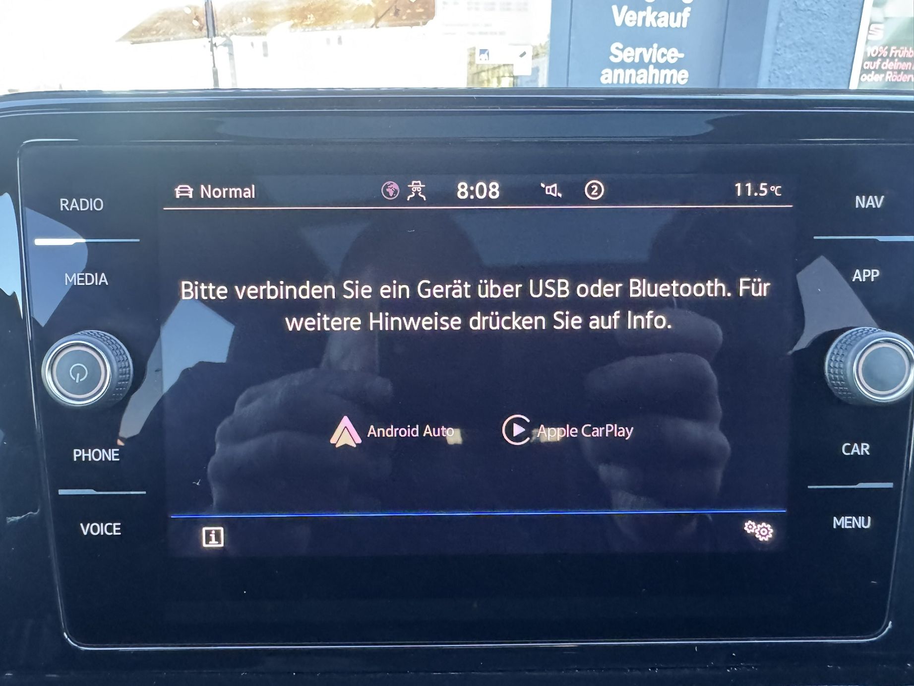 VW T-Roc 2.0 TSI R DSG 4Motion-image-24