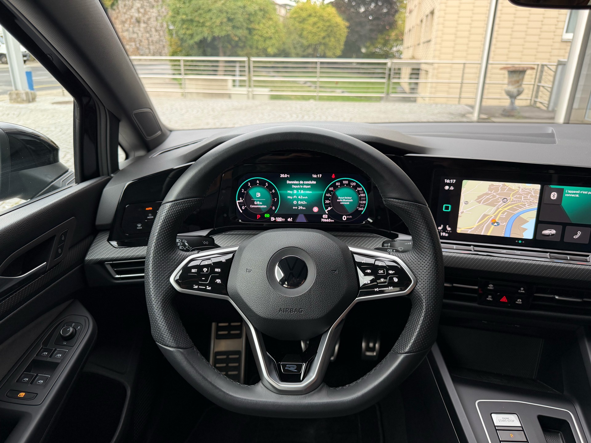 VW Golf 2.0 TSI R-LineDSG 4M-image-7