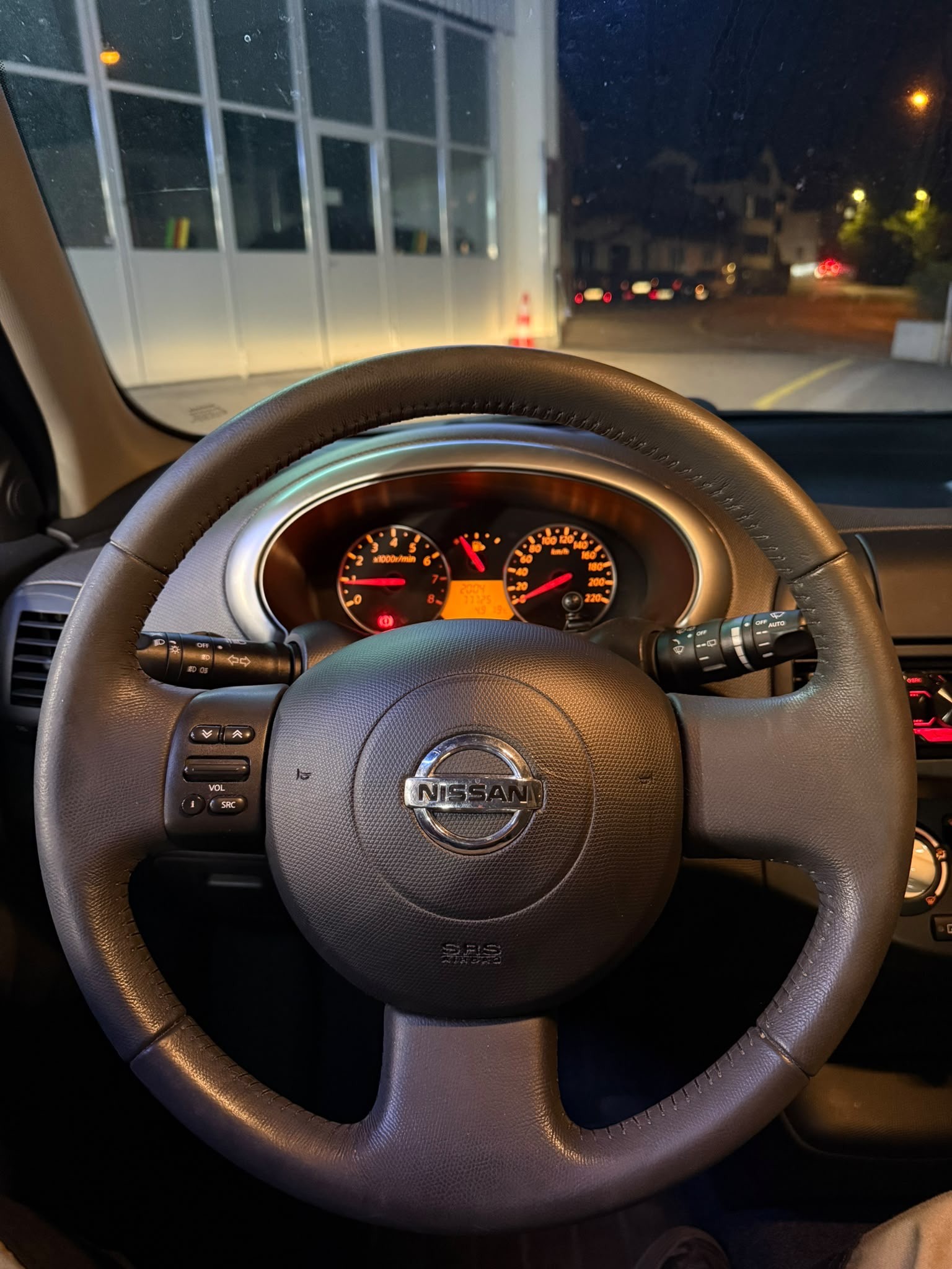 NISSAN Micra 1.4 acenta-image-14