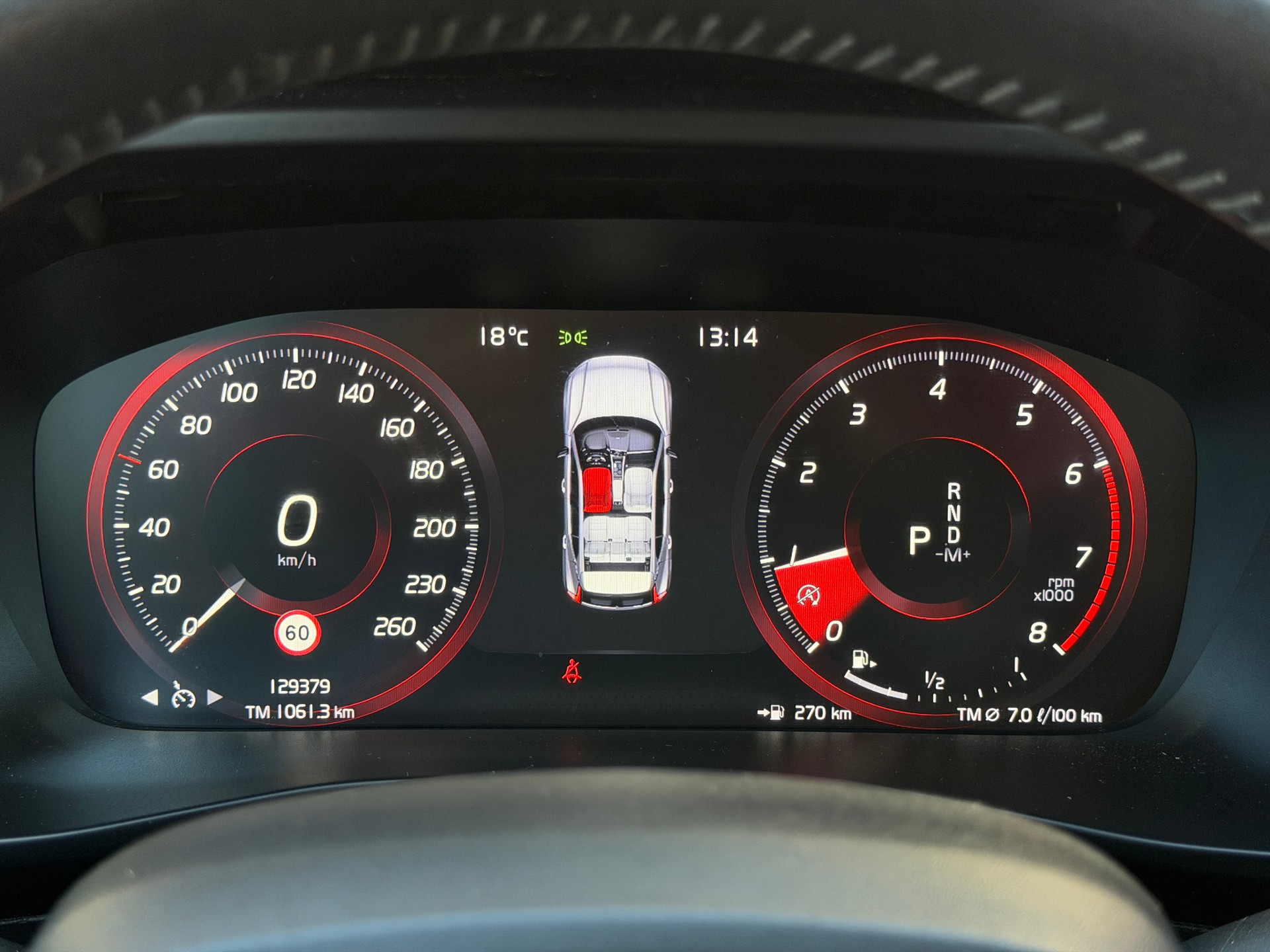 VOLVO XC40 T3 Momentum Geartronic *CH-Fahrzeug aus 1. Hand*-image-10