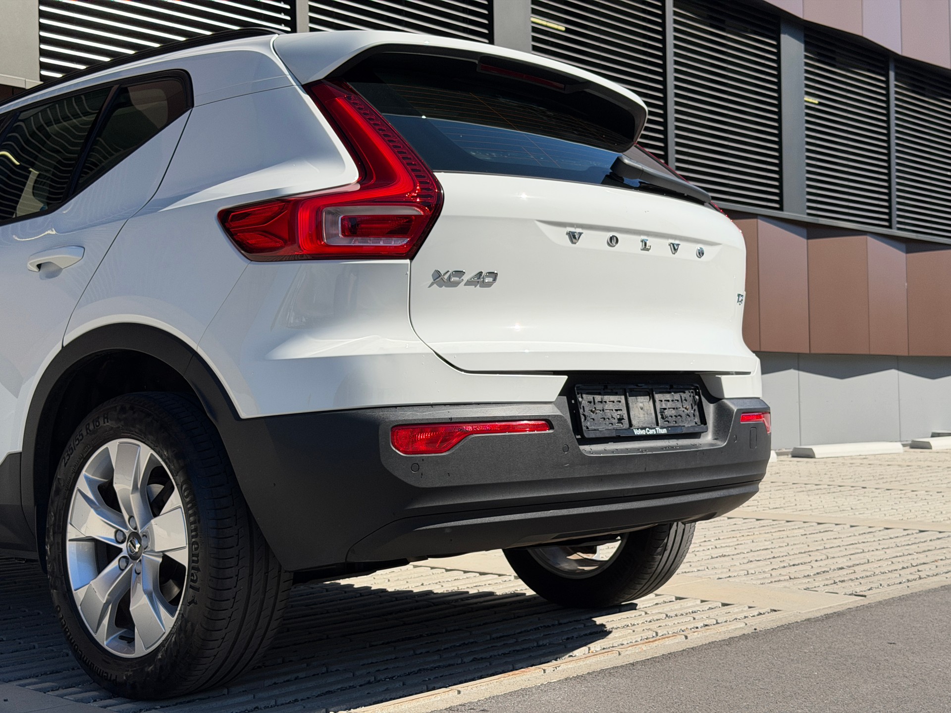 VOLVO XC40 T3 Momentum Geartronic *CH-Fahrzeug aus 1. Hand*-image-31