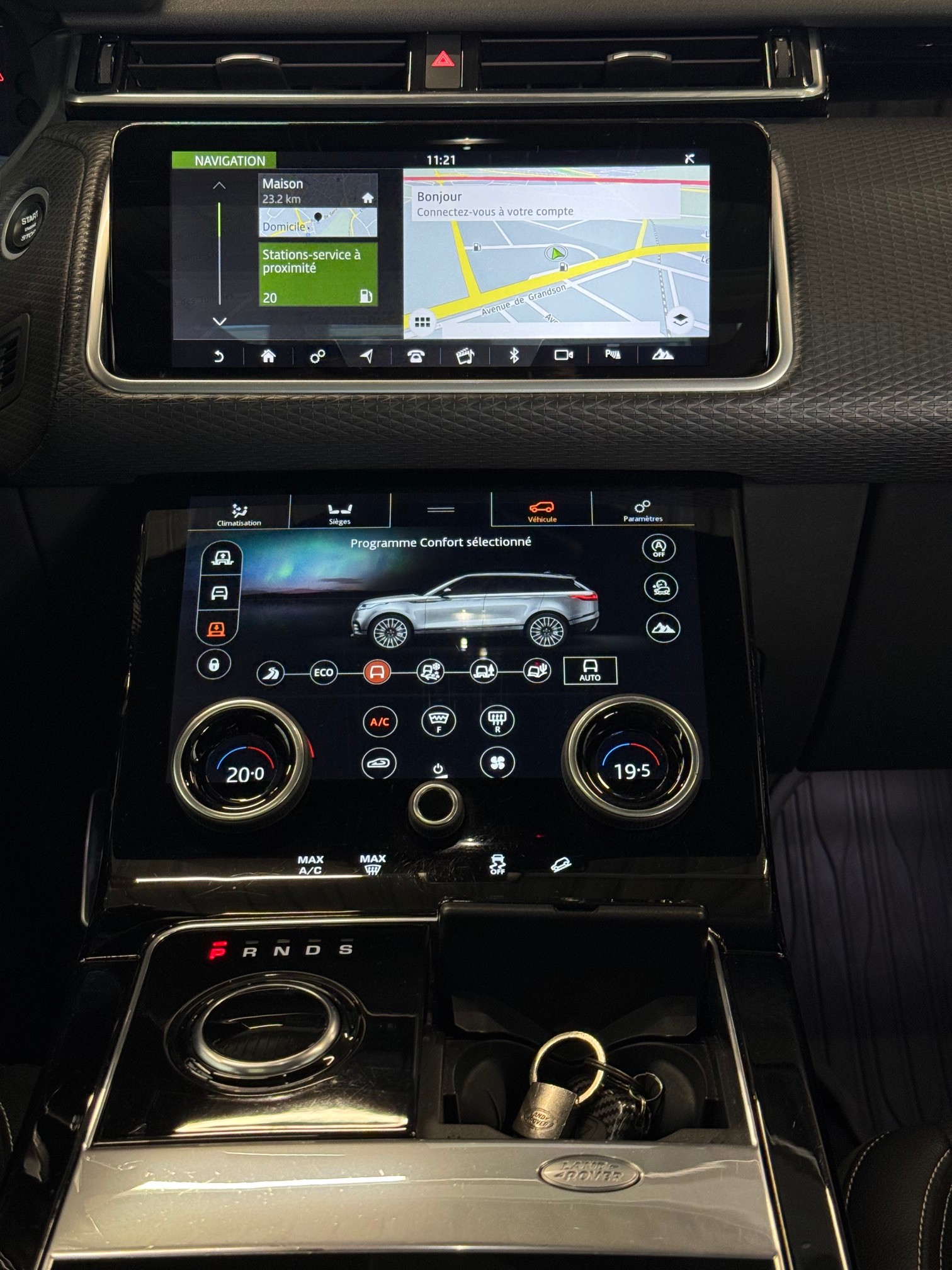 LAND ROVER Range Rover Velar P 300 S Automatic-image-11
