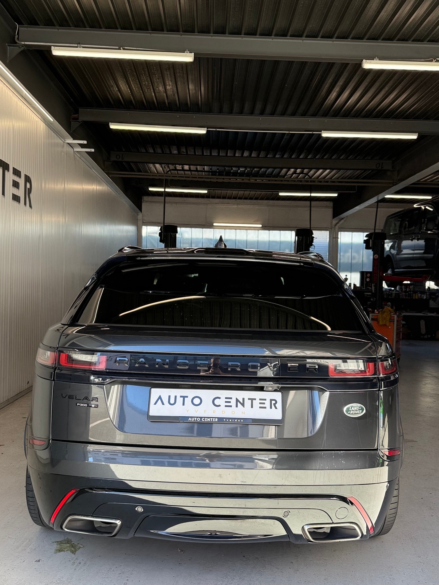 LAND ROVER Range Rover Velar P 300 S Automatic-image-3