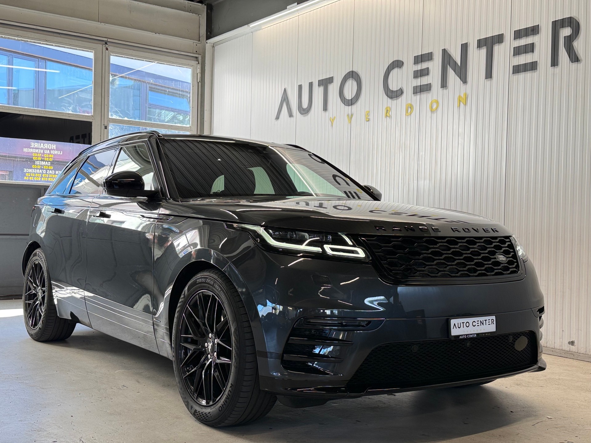 LAND ROVER Range Rover Velar P 300 S Automatic-image-1