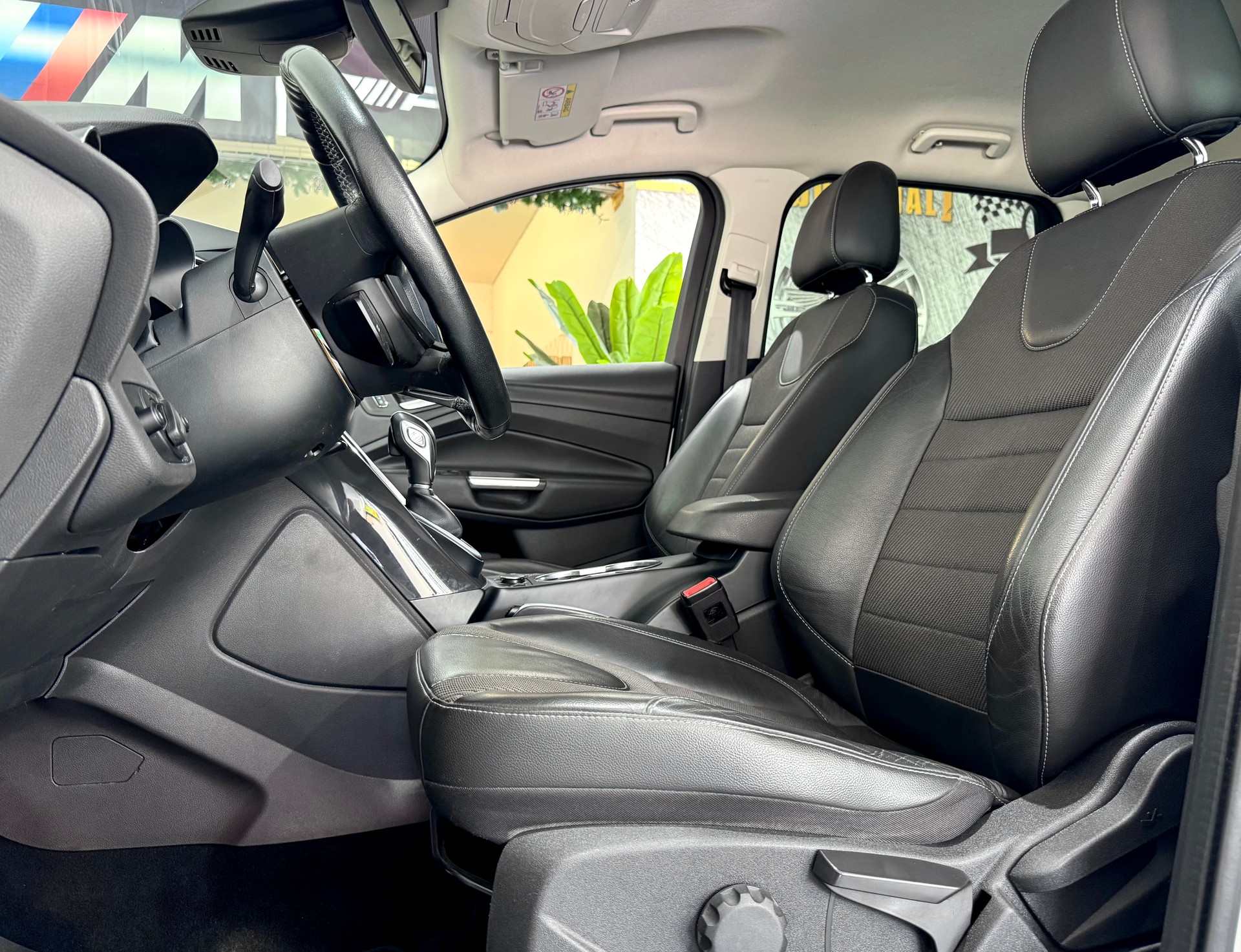FORD Kuga 2.0 TDCi Titanium 4WD PowerShift-image-5