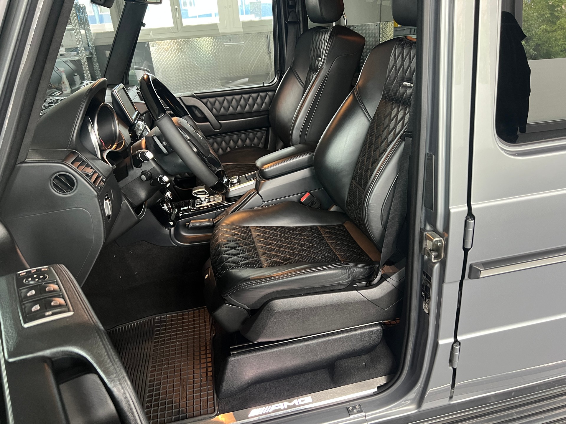 MERCEDES-BENZ G 63 AMG Speedshift Plus 7G-Tronic-image-5