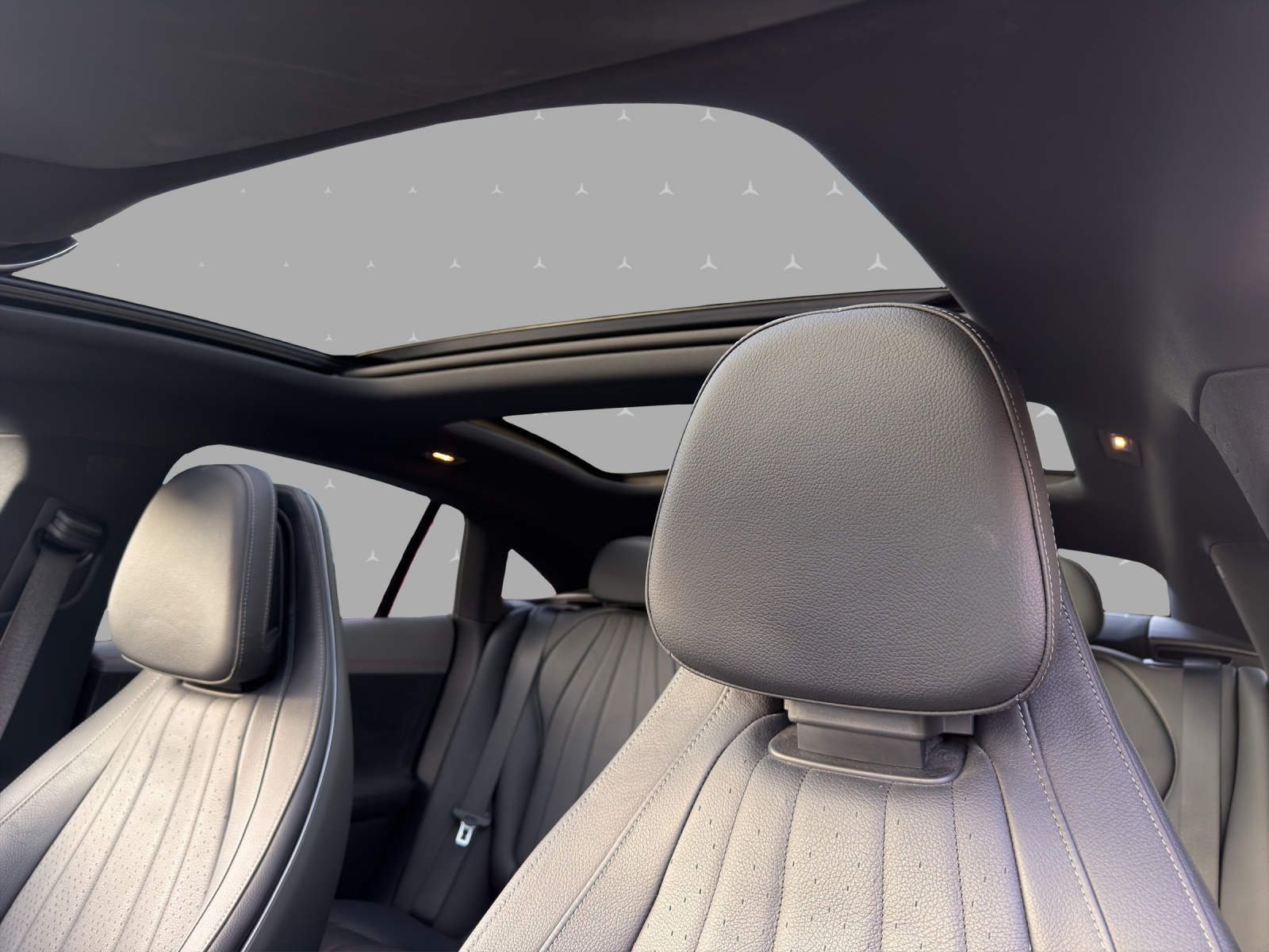 MERCEDES-BENZ EQE 500 4 Matic-image-8