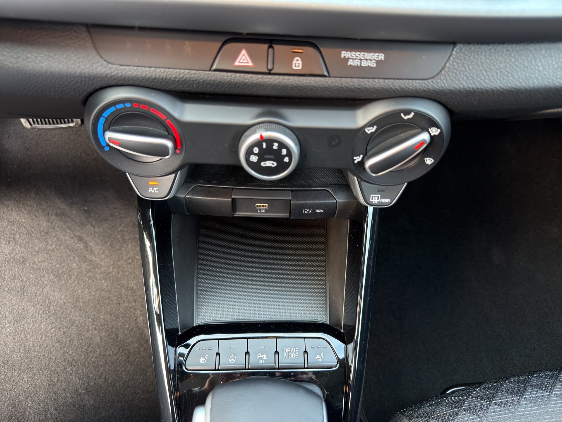KIA Rio 1.0 T-GDi Power DCT-image-15
