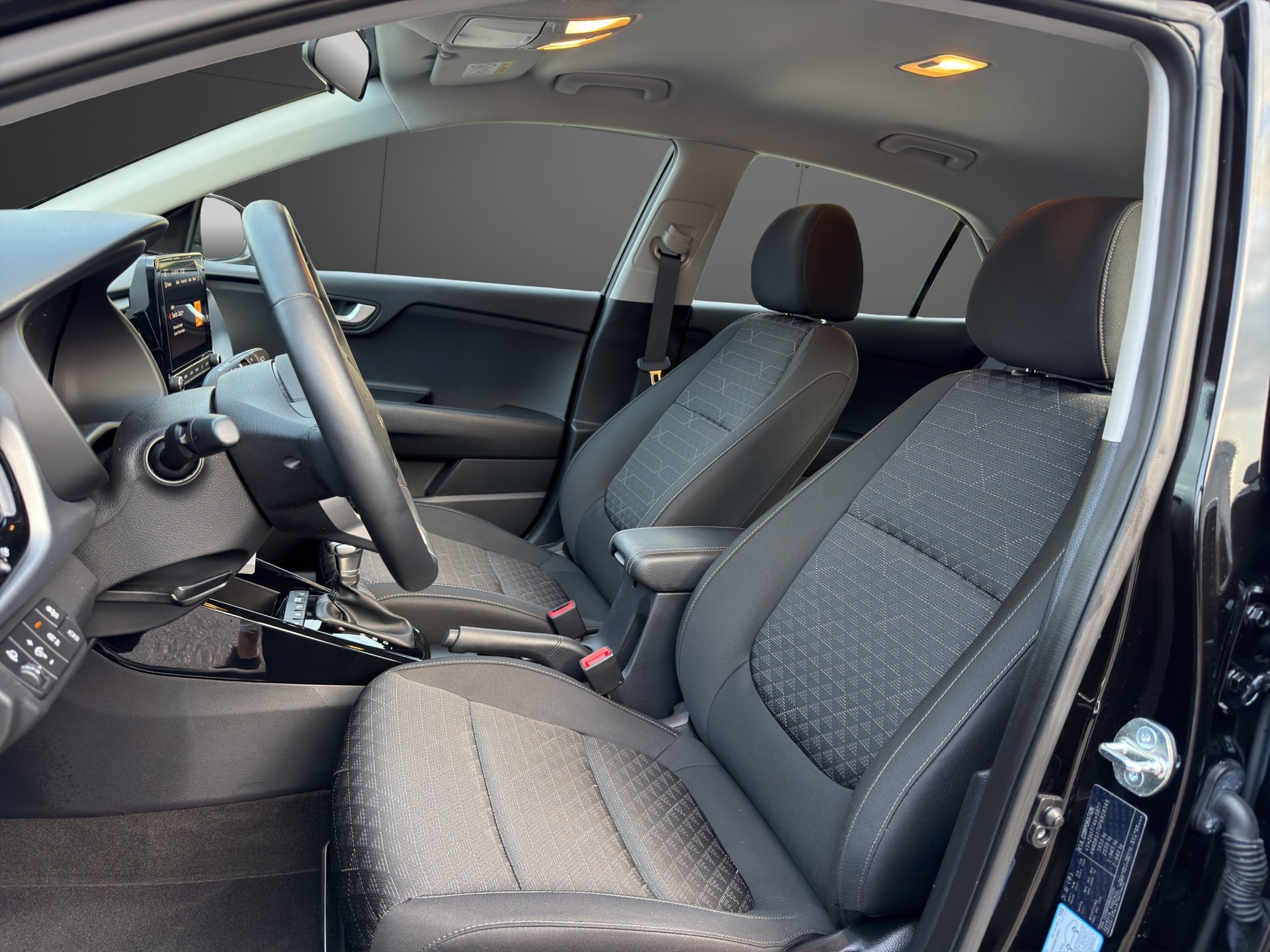 KIA Rio 1.0 T-GDi Power DCT-image-19