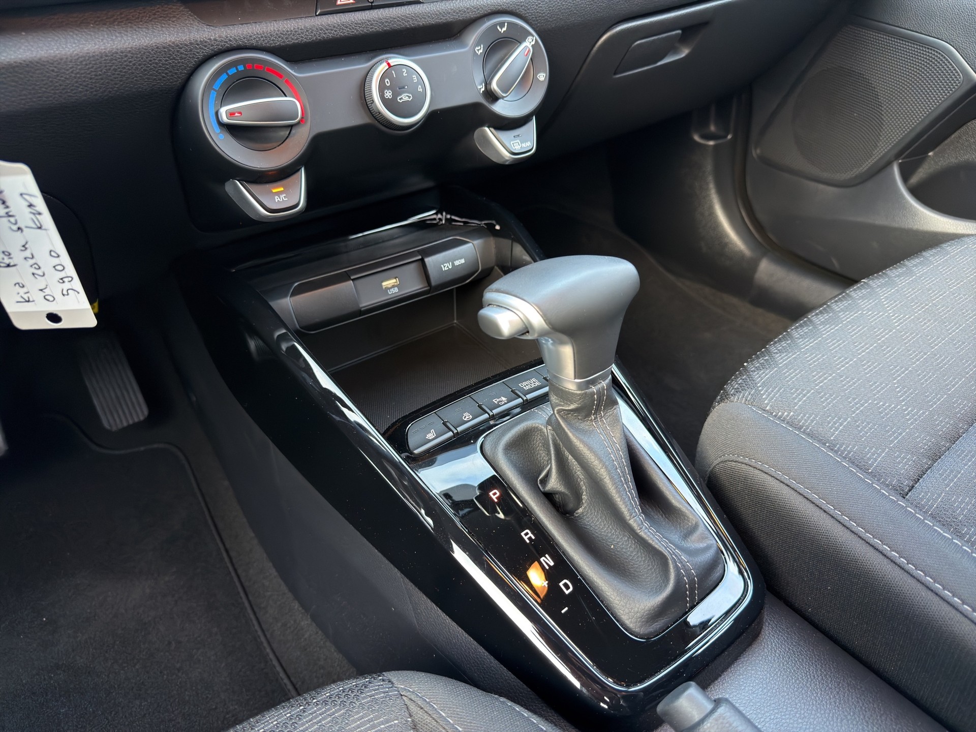 KIA Rio 1.0 T-GDi Power DCT-image-16