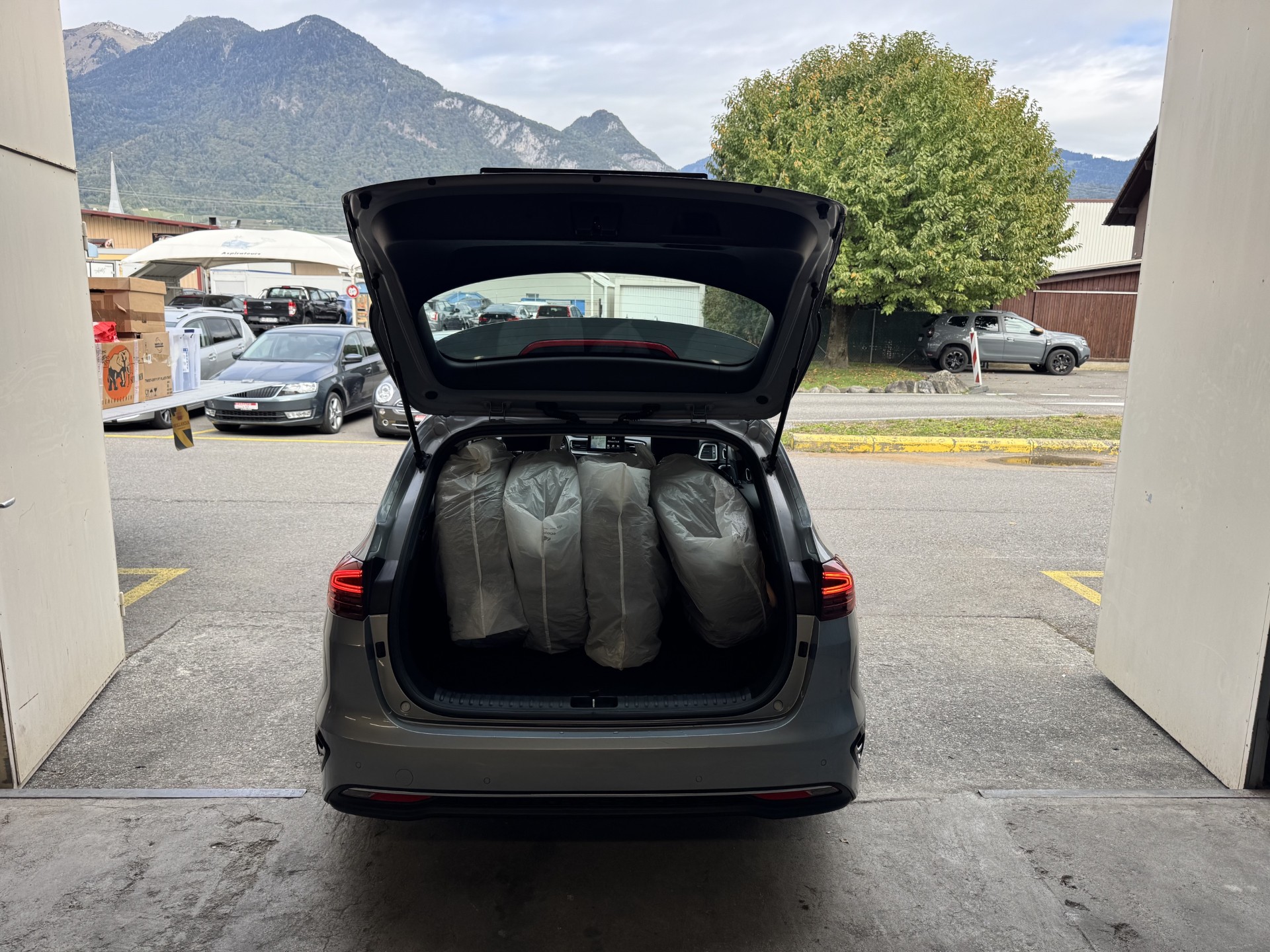 KIA Ceed Sportswagon 1.4 T-GDi Power 25 DCT-image-6
