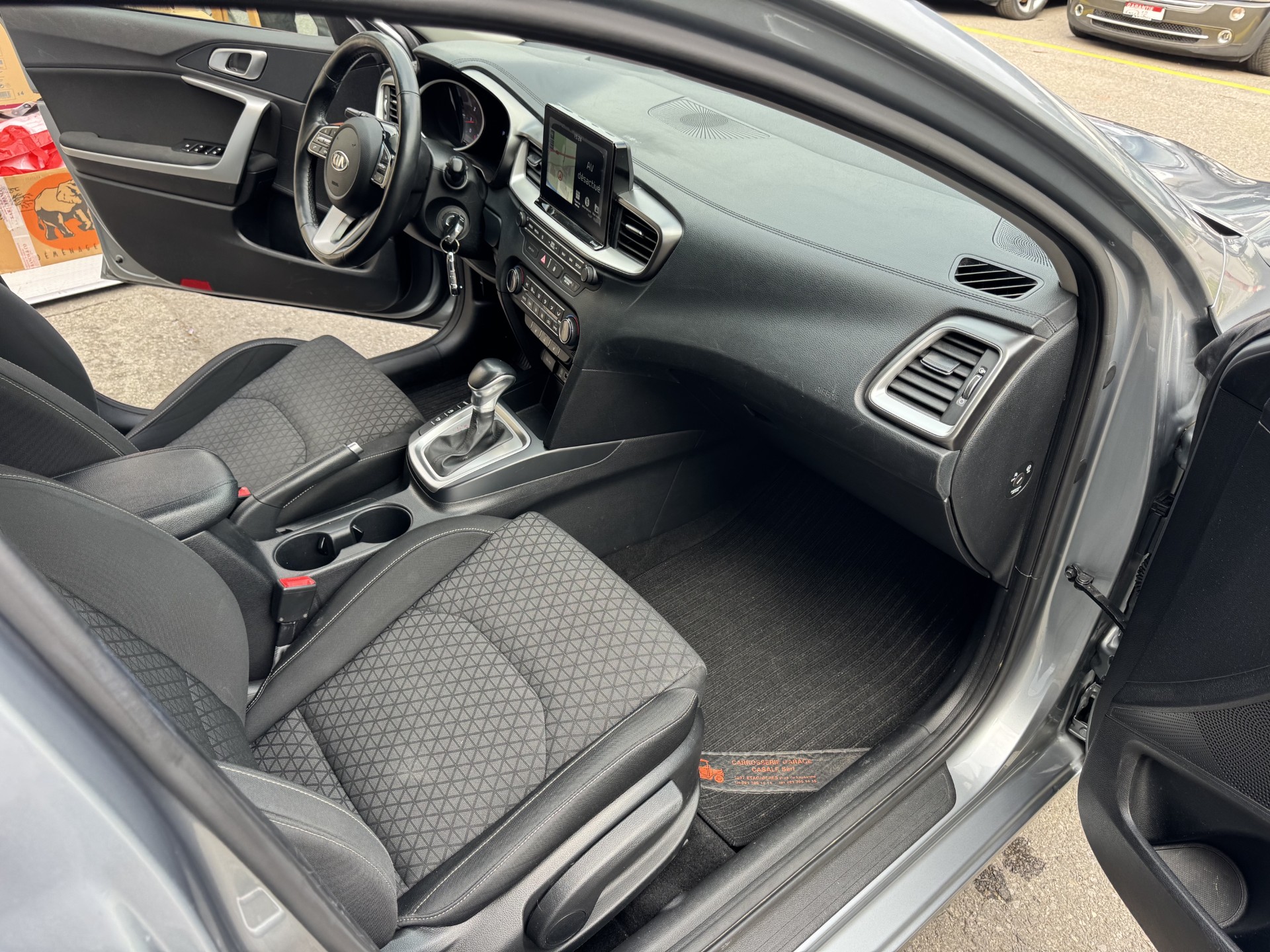 KIA Ceed Sportswagon 1.4 T-GDi Power 25 DCT-image-13