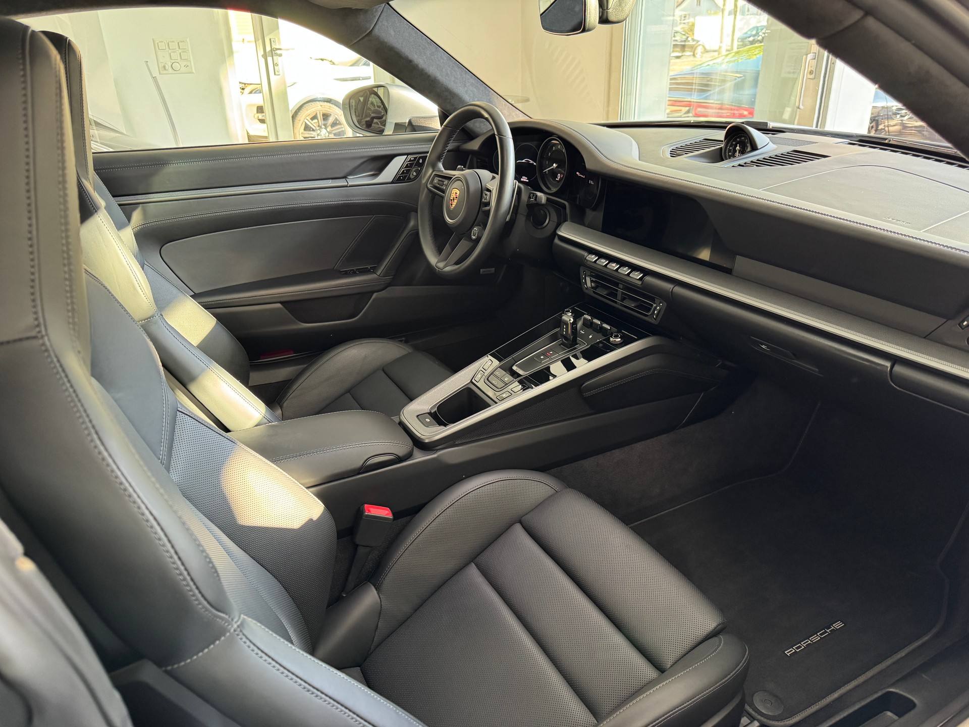 PORSCHE 911 Carrera S PDK - 992.1-image-9