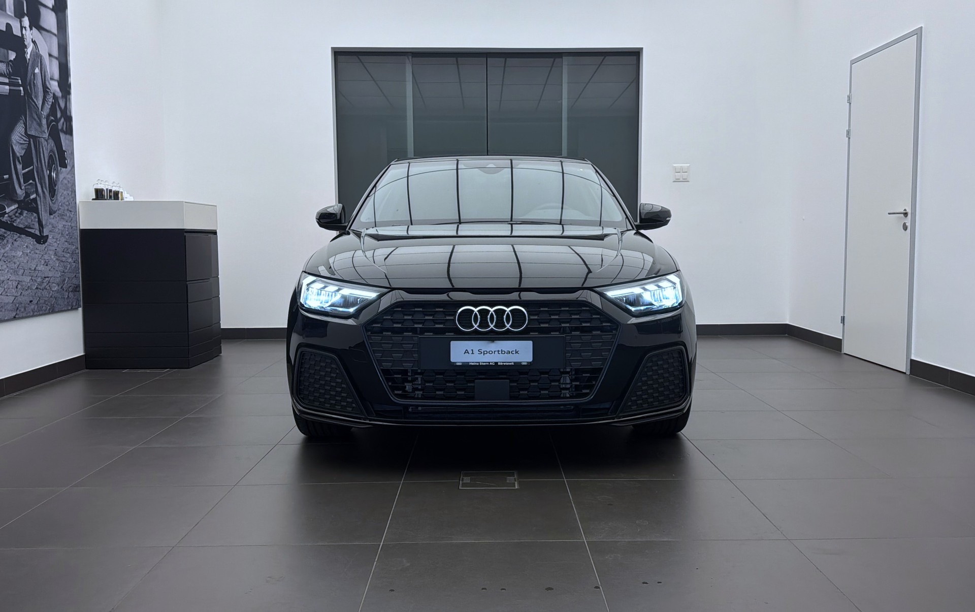 AUDI A1 Sportback 30 TFSI Attraction S-tronic-image-1