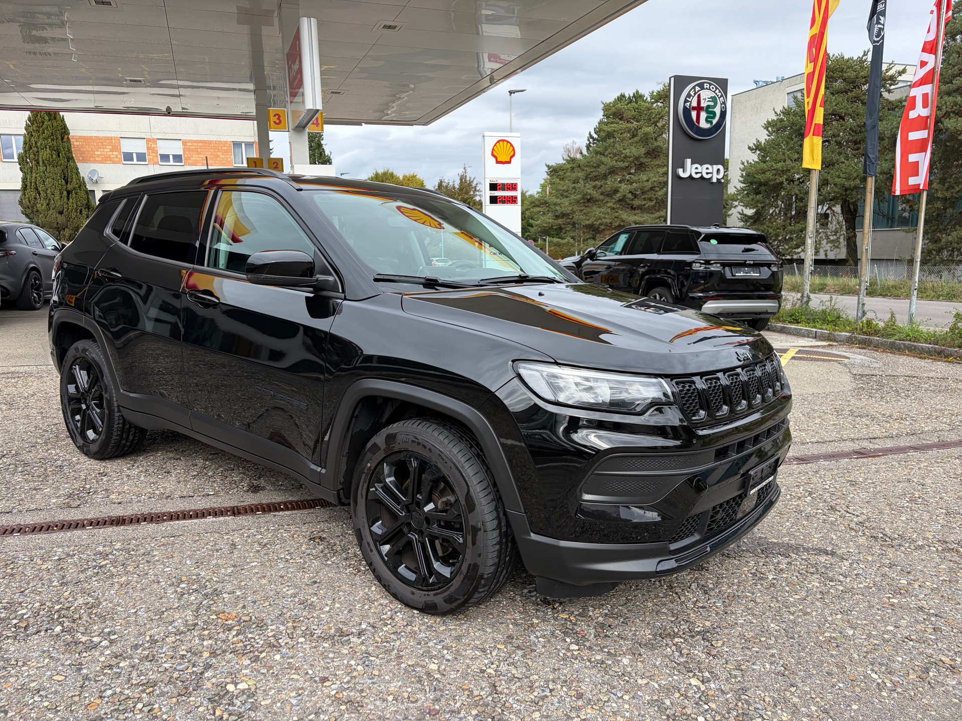 JEEP Compass 4x2 1.5 T MHEV Night Eagle-image-3