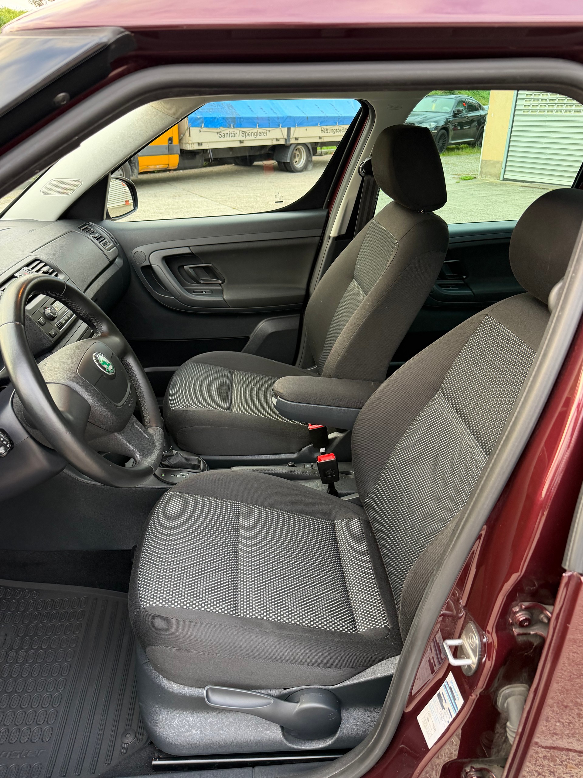 SKODA Roomster 1.2 TSI Scout DSG-image-7