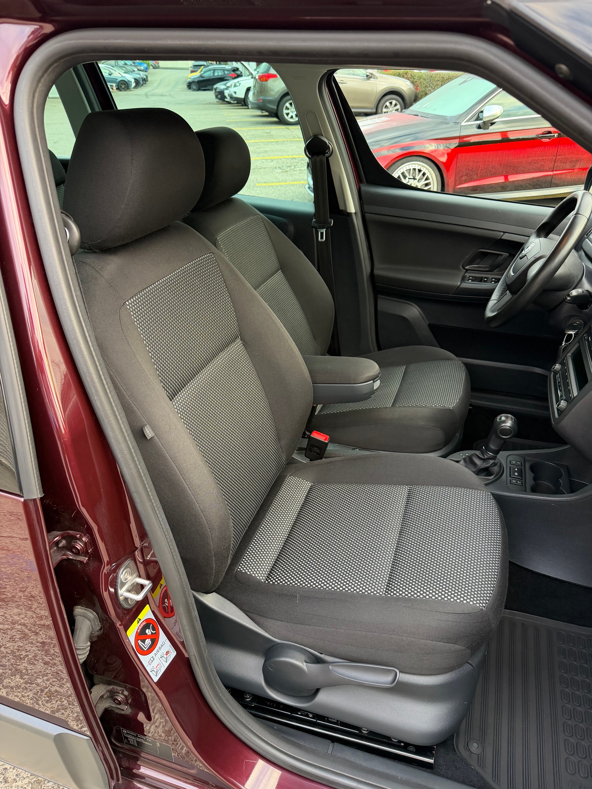 SKODA Roomster 1.2 TSI Scout DSG-image-14