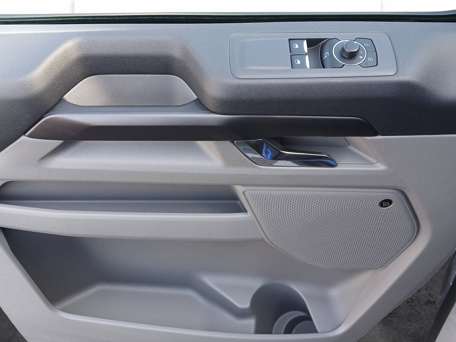 FORD Tourneo Custom Bus 320 L1 2.0 EcoBlue 170 Sport 4x4-image-13