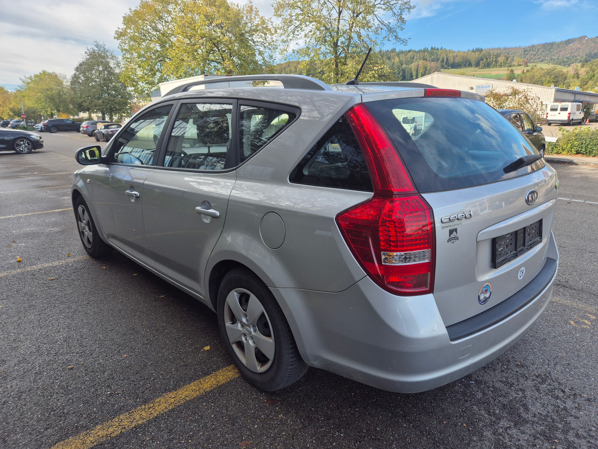 KIA Cee'd Sporty Wagon 1.4 16V _seven-image-5