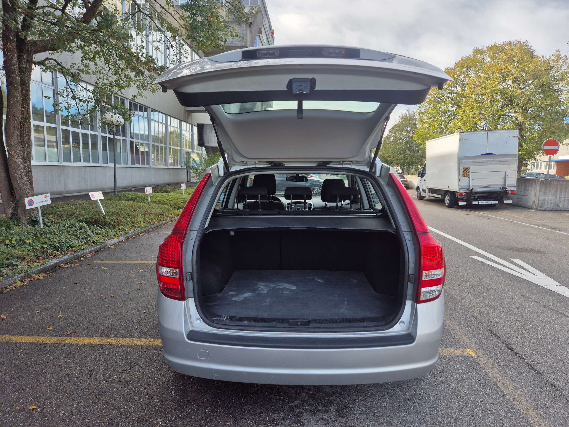 KIA Cee'd Sporty Wagon 1.4 16V _seven-image-8