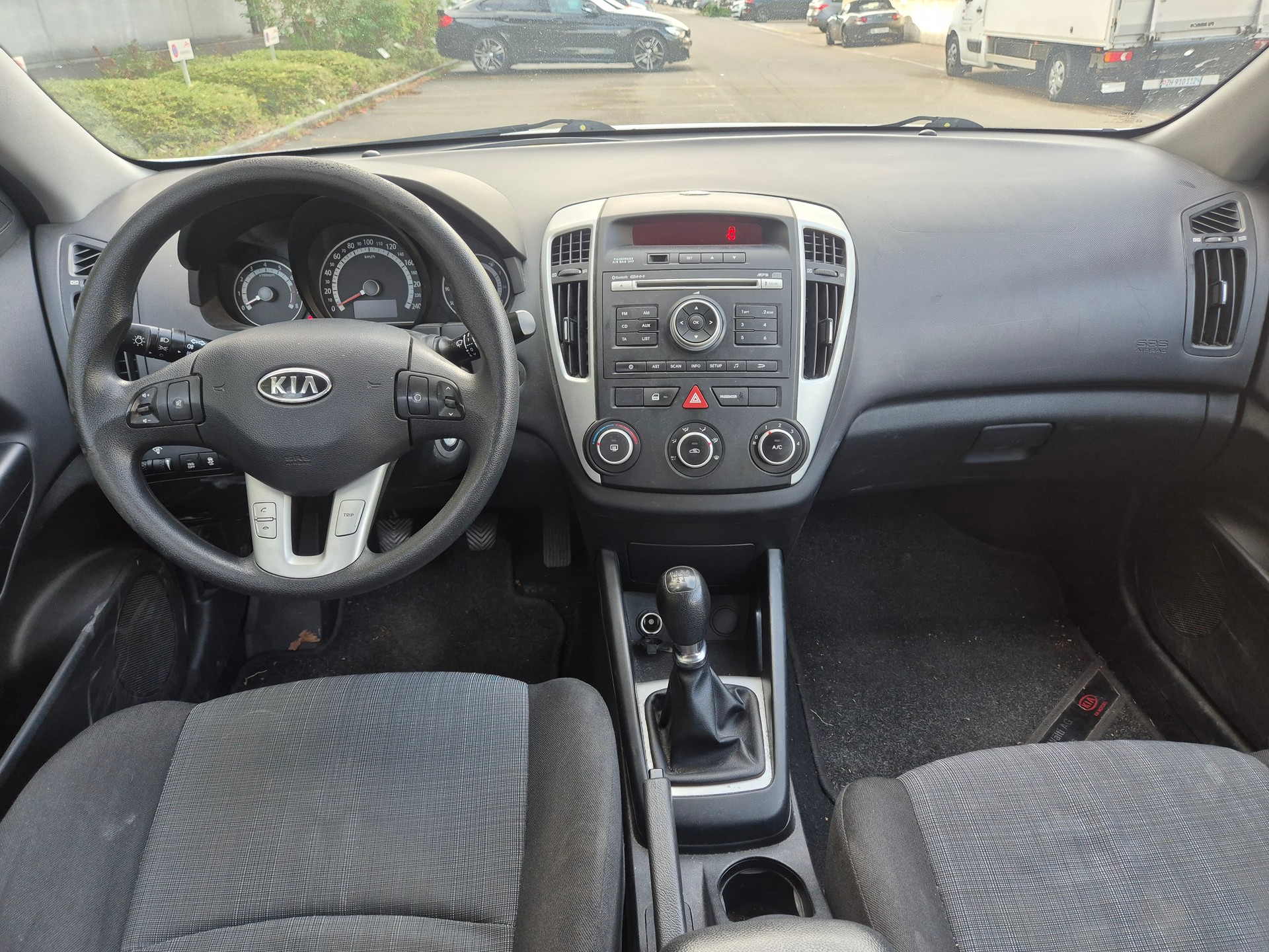 KIA Cee'd Sporty Wagon 1.4 16V _seven-image-9
