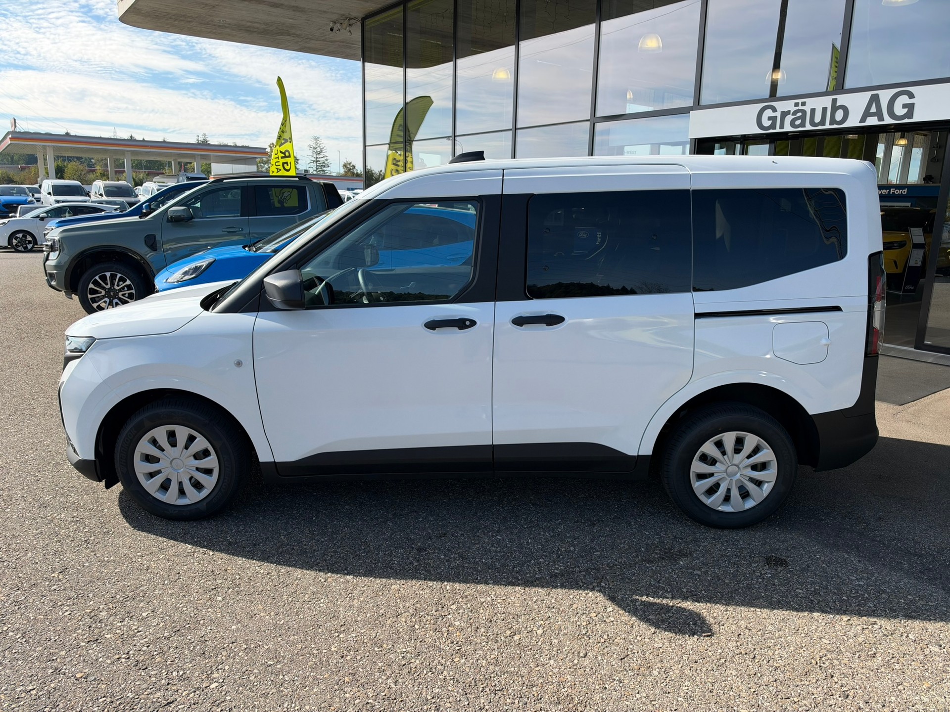 FORD Tourneo Courier 1.0 EcoBoost Trend-image-3